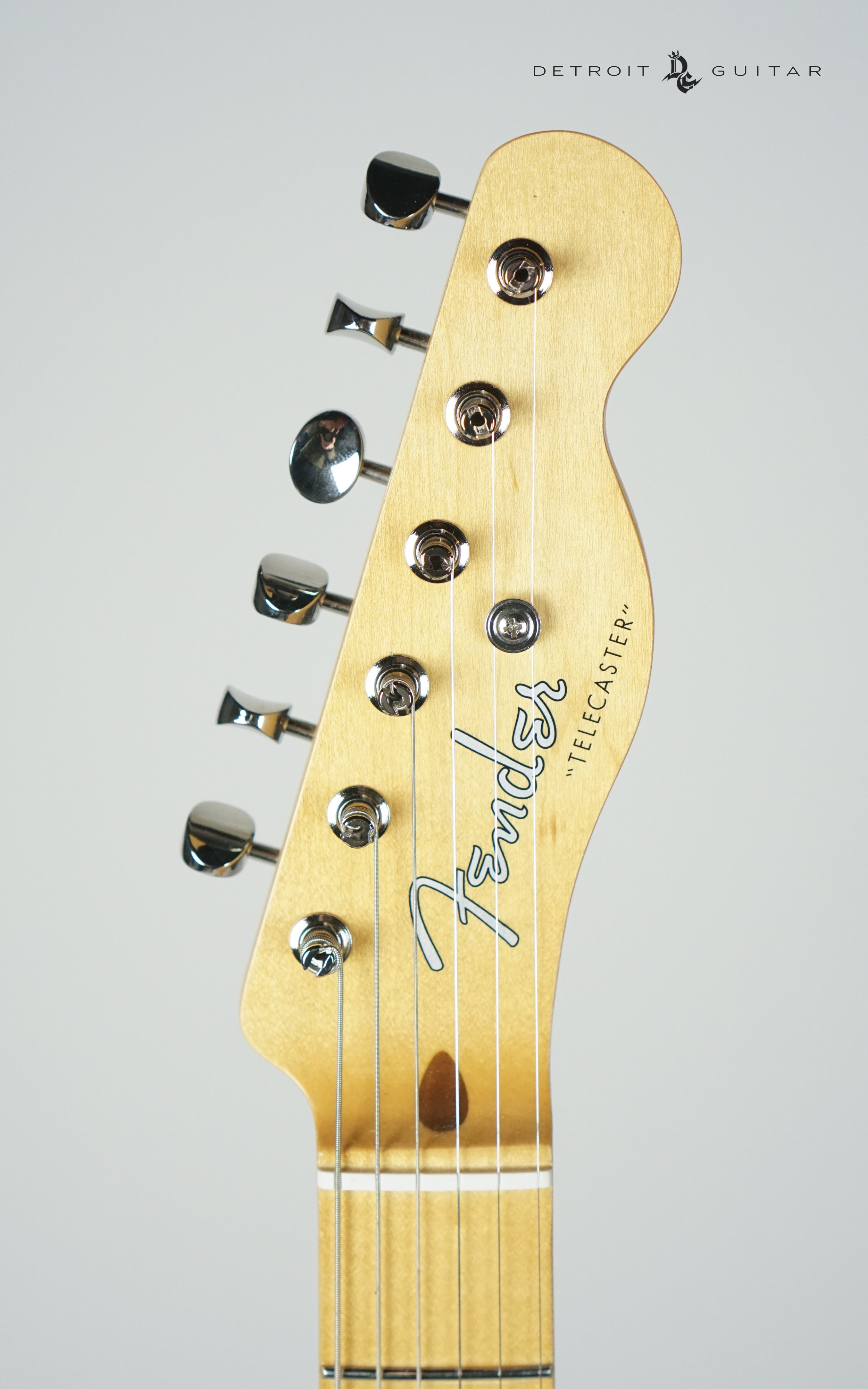 Fender Vintera '50s Modified Telecaster Electric Guitar in Surf Green with Gig Bag - Perfect for Rock, Blues & Vintage Tone Enthusiasts