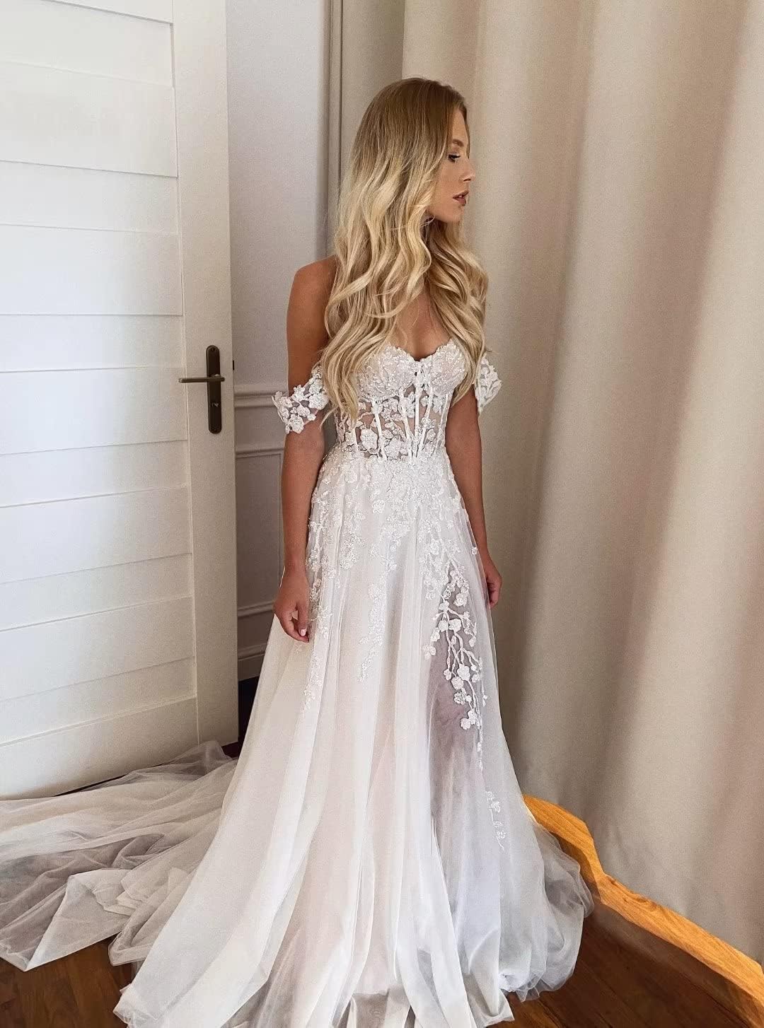 XYAYE Women's Off Shoulder Boho Lace Wedding Dress - Summer Beach Bridal Gown with Tulle & Thigh Slit for Outdoor Ceremonies & Destination Weddings
