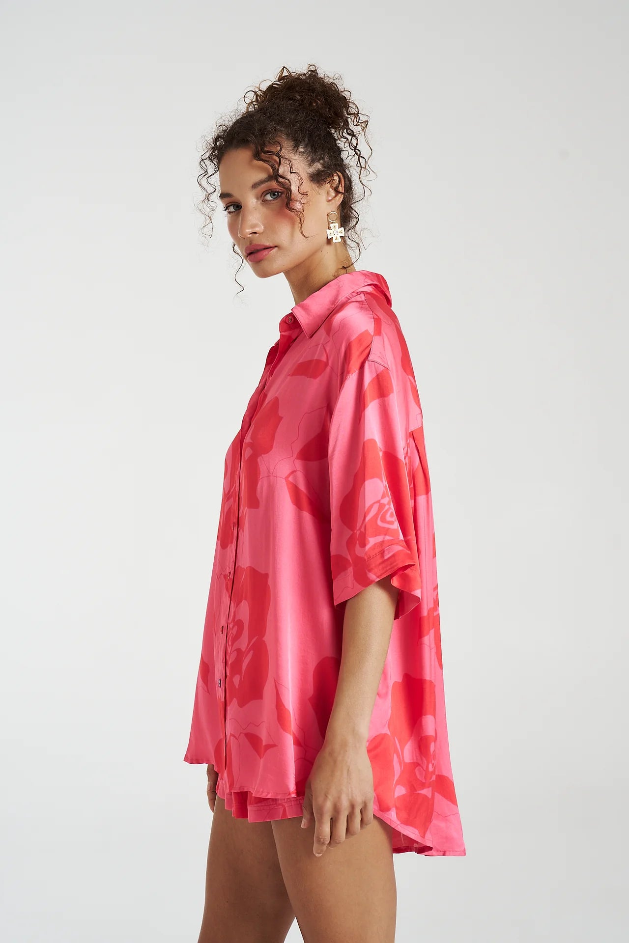Big Shirt - A Rose by Any Other Name | Stylish Oversized Tee for Women & Men | Perfect for Casual Wear, Lounge & Street Fashion