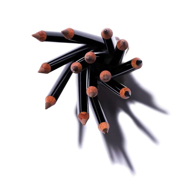 Natural Definition Eye Pencil - Waterproof & Long-Lasting Eyeliner for Precise Lines & Smoky Eyes - Perfect for Everyday Makeup & Special Occasions