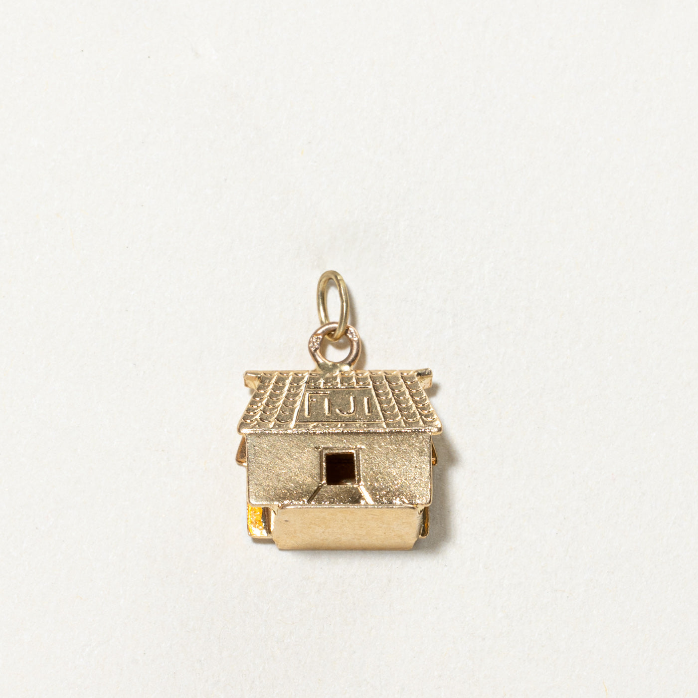 18K Yellow Gold Fiji House Charm Pendant - Elegant Jewelry Gift for Women - Perfect for Travel Lovers & Island-Themed Outfits