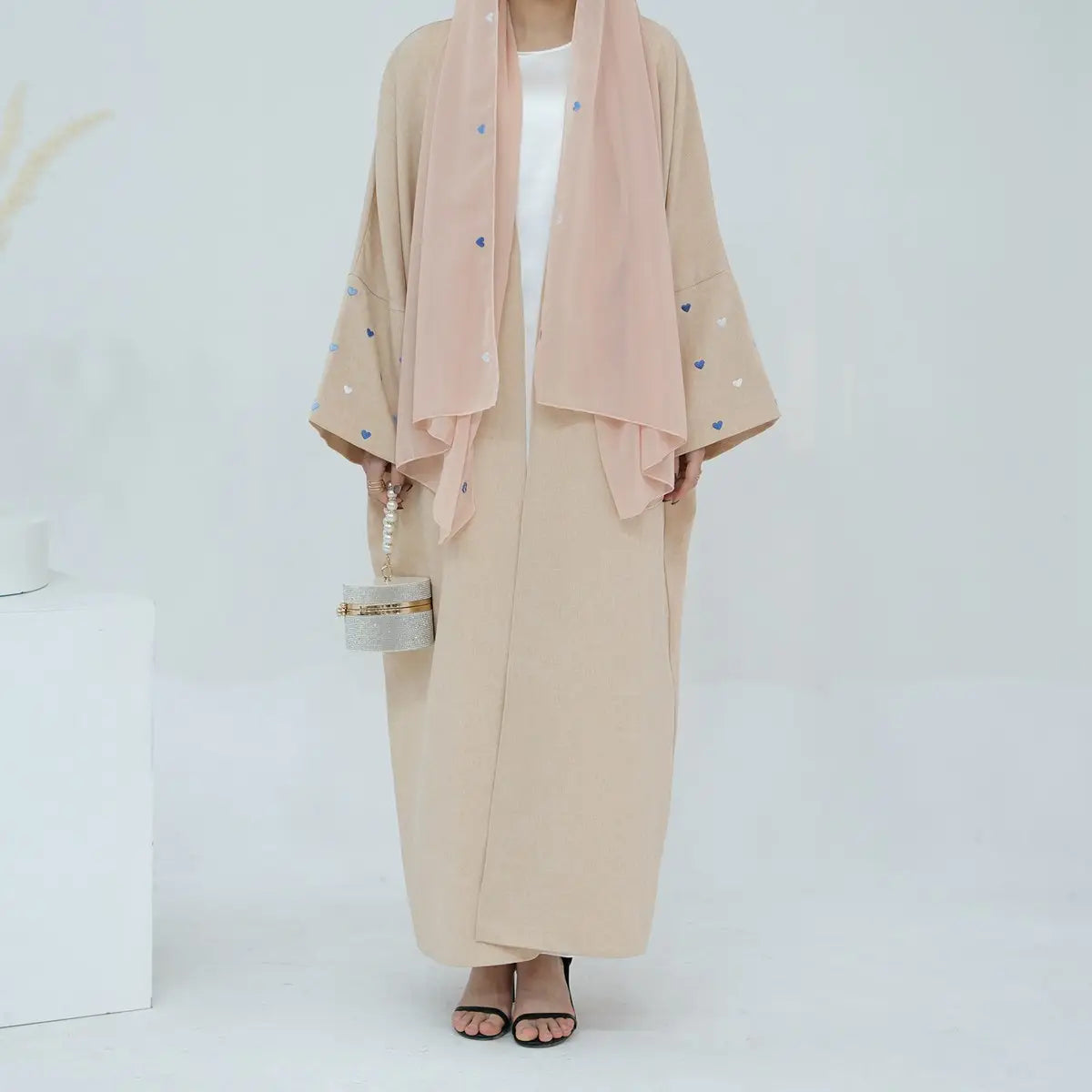 Elegant Heart Embroidery Cardigan Open Abaya Dress for Women - Boho Chic Muslim Fashion for Prayer, Home & Special Occasions