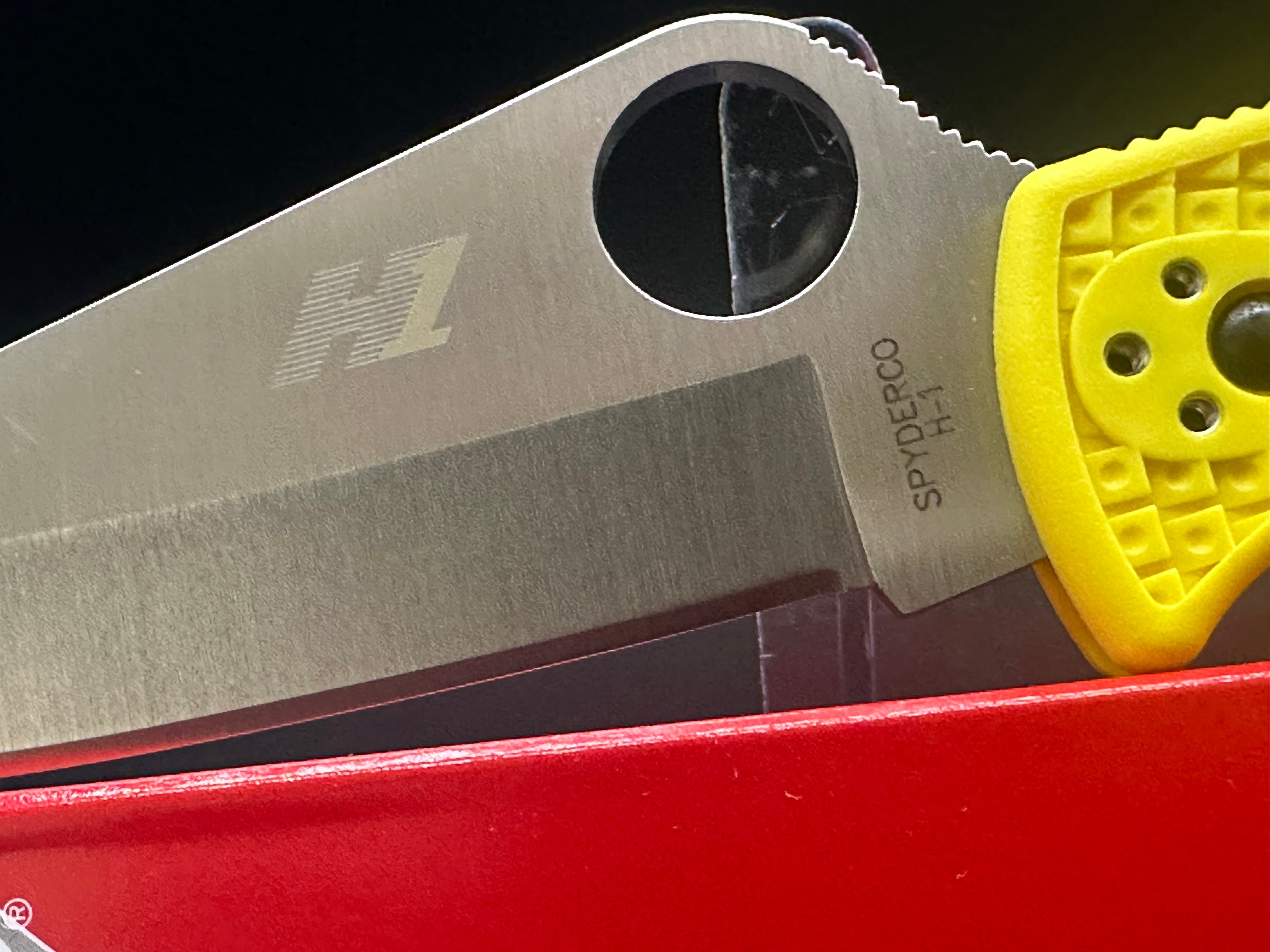 Spyderco Pacific Salt 2 Lockback Folding Knife - Yellow FRN Handle - Corrosion-Resistant H1 Steel Blade - EDC, Fishing, Camping & Outdoor Survival Tool