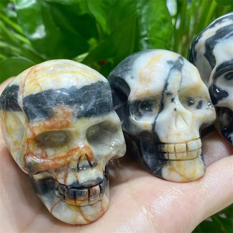 Natural Zebra Stone Skull Figurine - Handcrafted Healing Crystal Carving for Halloween Decor, Spiritual Gifts & Home Decoration (2 Inch, 1 Piece) - Perfect for Meditation, Altar Displays & Gothic Décor