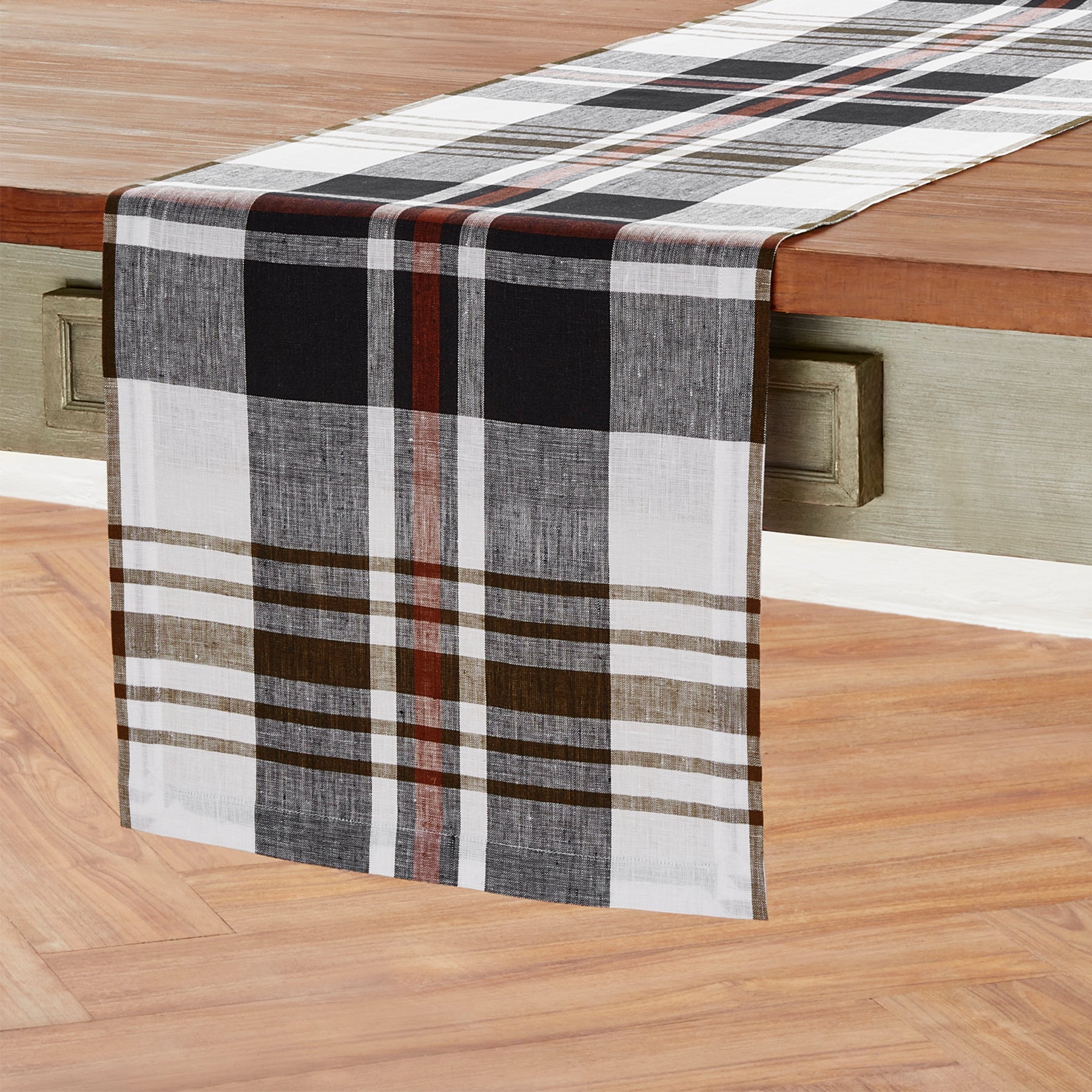 Oxford Plaid Table Runner - Classic Checkered Design for Dining & Holiday Decor - Perfect for Thanksgiving, Christmas & Party Table Settings