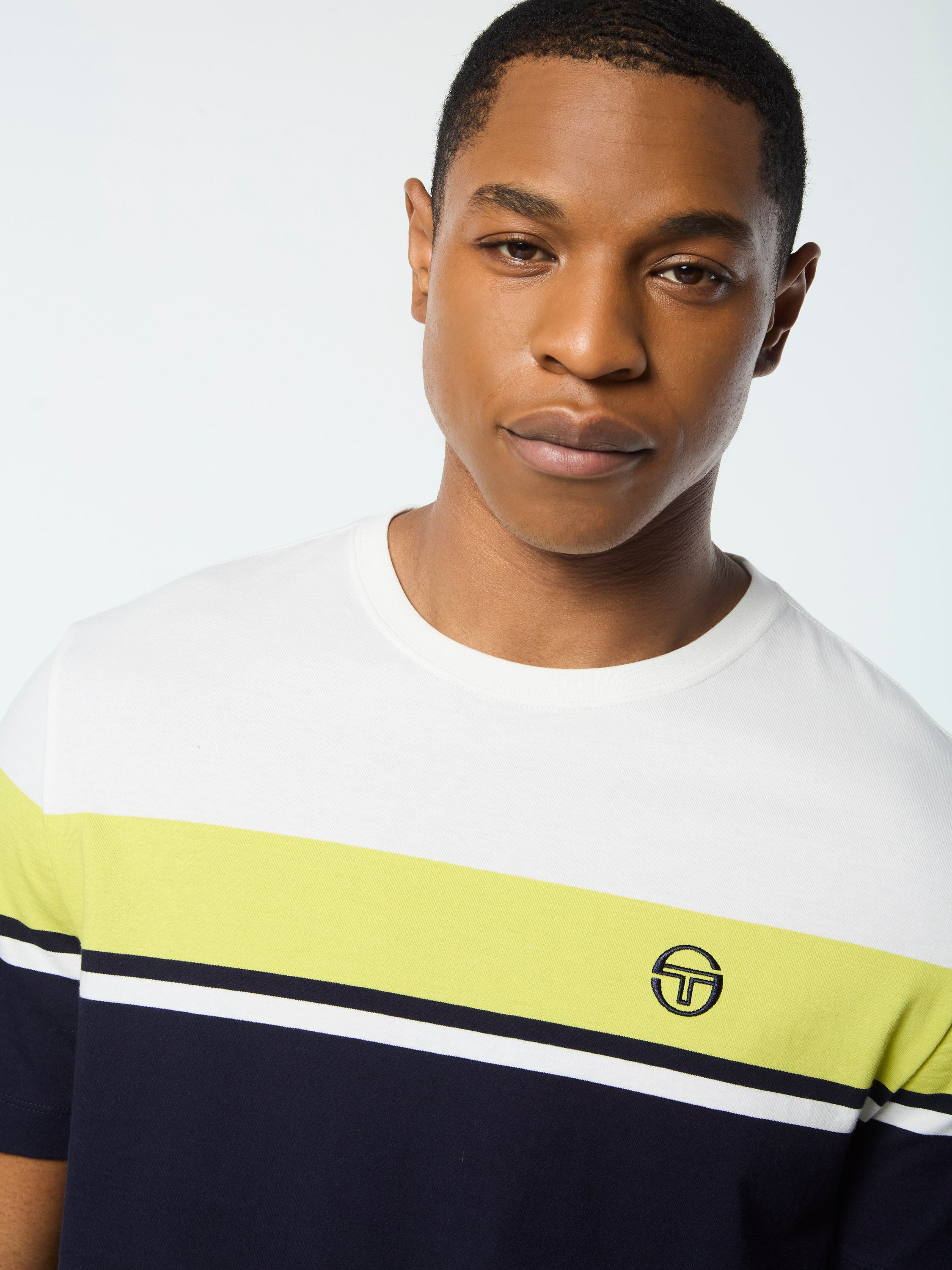 Damarindo Men's Graphic T-Shirt - Comfortable Casual Short Sleeve Tee for Spring & Summer | Perfect for Outdoor Activities, Travel & Everyday Wear