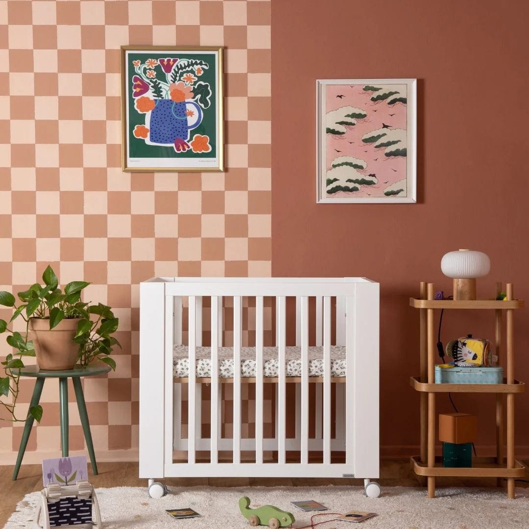 **Dadada Spirit 8-in-1 Convertible Baby Crib – Adjustable Height, Toddler Bed & Daybed – Safe & Stylish Nursery Furniture for Newborns to Teens – Perfect for Small Spaces & Modern Nurseries**