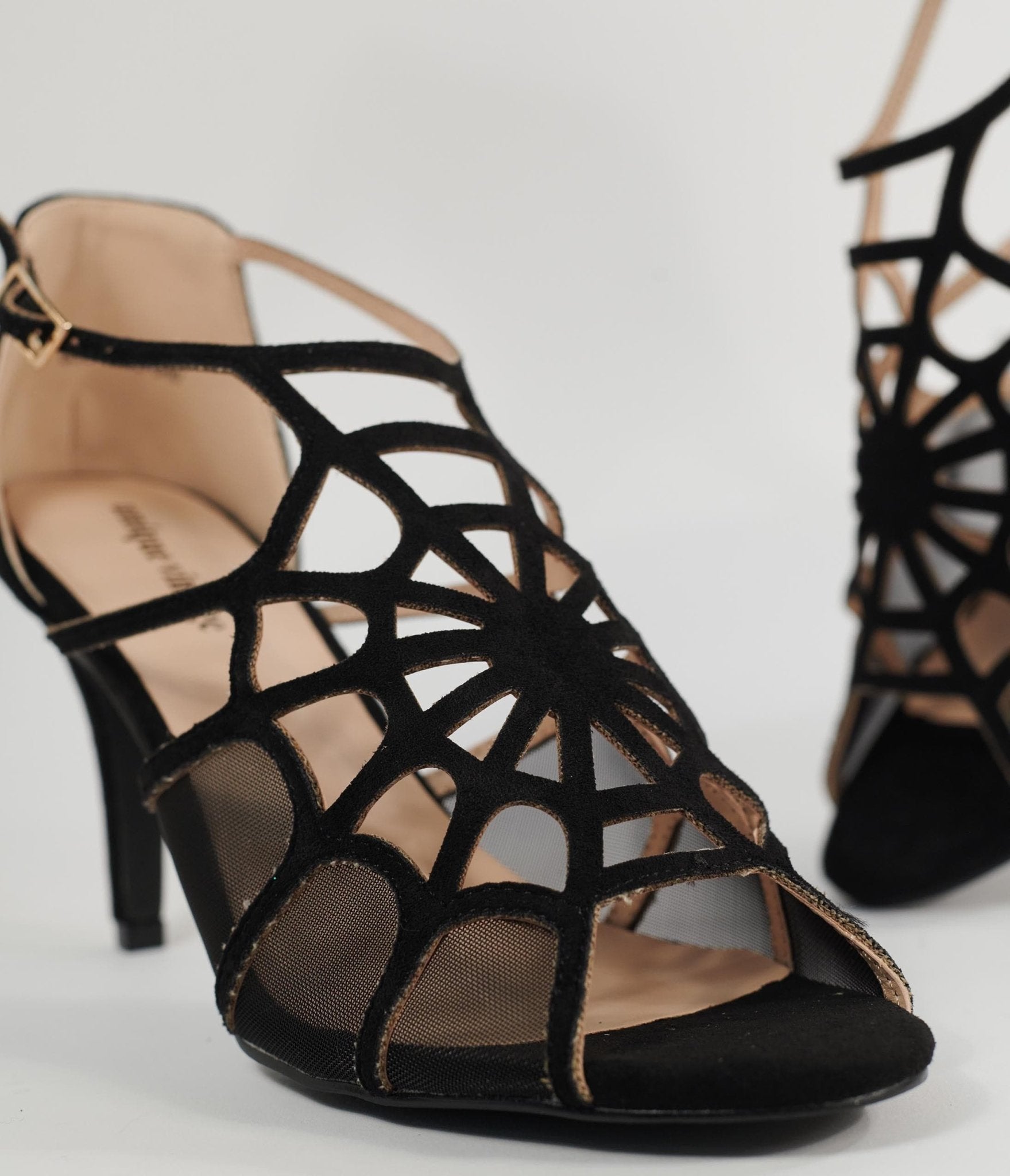 Vintage 1940s Black Spider Web Heels - Retro Gothic Shoes for Women | Perfect for Halloween, Cosplay & Vintage Fashion Outfits