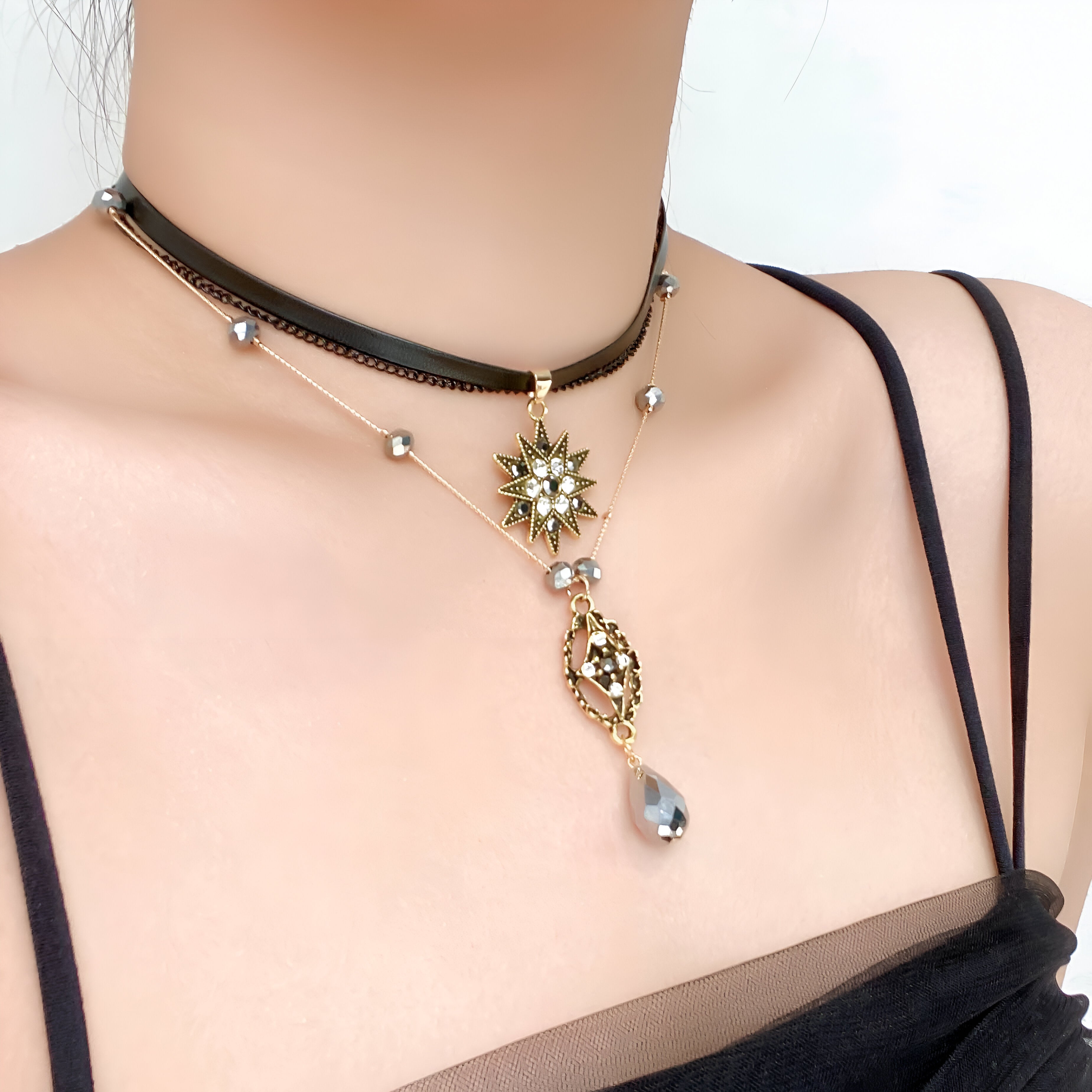 Gothic Black Crystal Star Choker Necklace for Women - Elegant Y Necklace with Sparkling Rhinestones | Perfect for Halloween, Cosplay, and Gothic Fashion (Style HN3067)