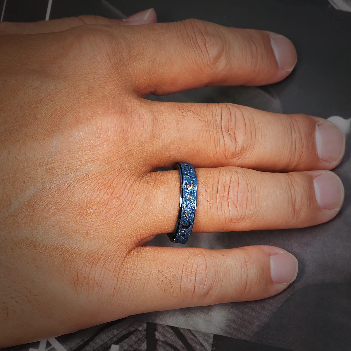Anxiety Spinner Ring for Women & Men - 6mm Moon Star Design for Stress Relief - Jewelry Gift for Anxiety Relief & Focus