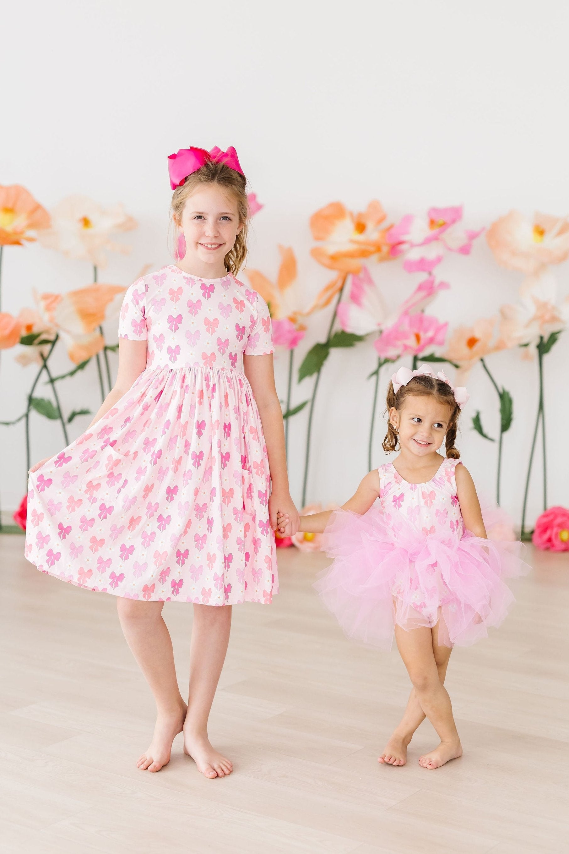 Bow Beauty Short Sleeve Pocket Twirl Dress - Elegant Summer Floral Swing Dress for Women, Perfect for Garden Parties, Weddings & Date Nights