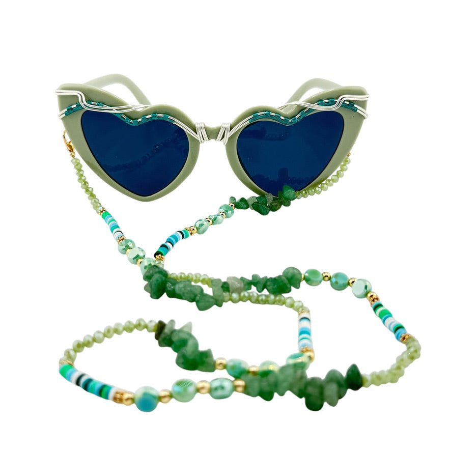 FAE HEART Limited Edition Necklace with Chain - Elegant Jewelry for Women, Perfect for Valentine's Day, Anniversary, and Special Occasions