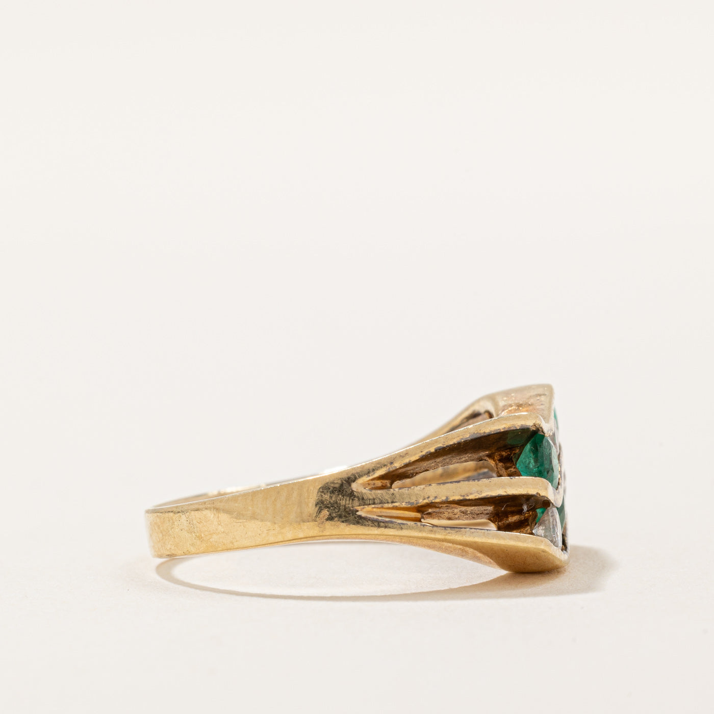 Emerald and Diamond Wave Ring - 0.27ctw Emerald, 0.15ctw Diamond - Size 5.75 - Elegant Jewelry for Women, Perfect for Weddings, Anniversaries and Special Occasions