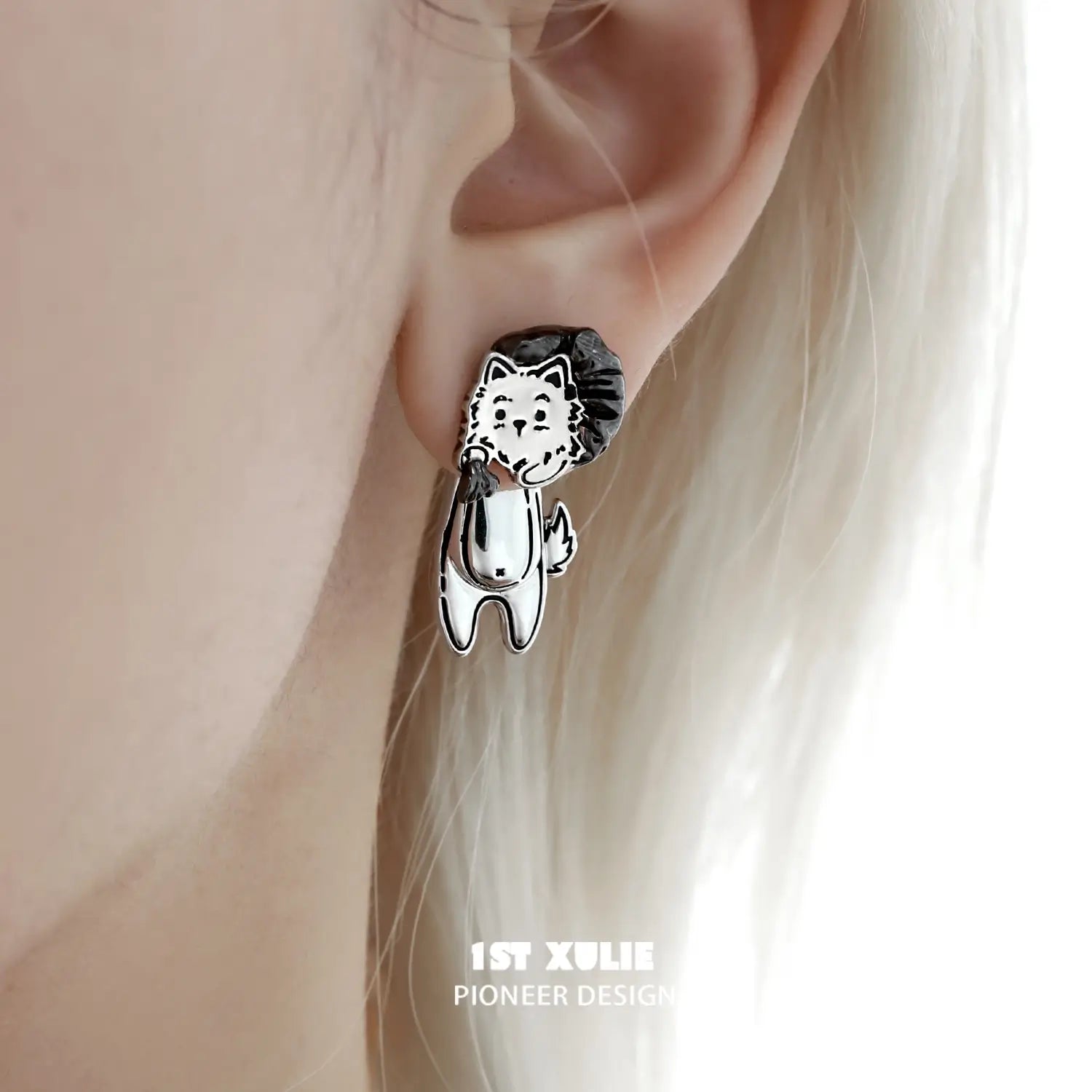 Graffiti Puppy S925 Sterling Silver Thief Husky Stud Earrings for Women - Trendy Punk Jewelry Gift for Dog Lovers, Perfect for Parties & Daily Wear