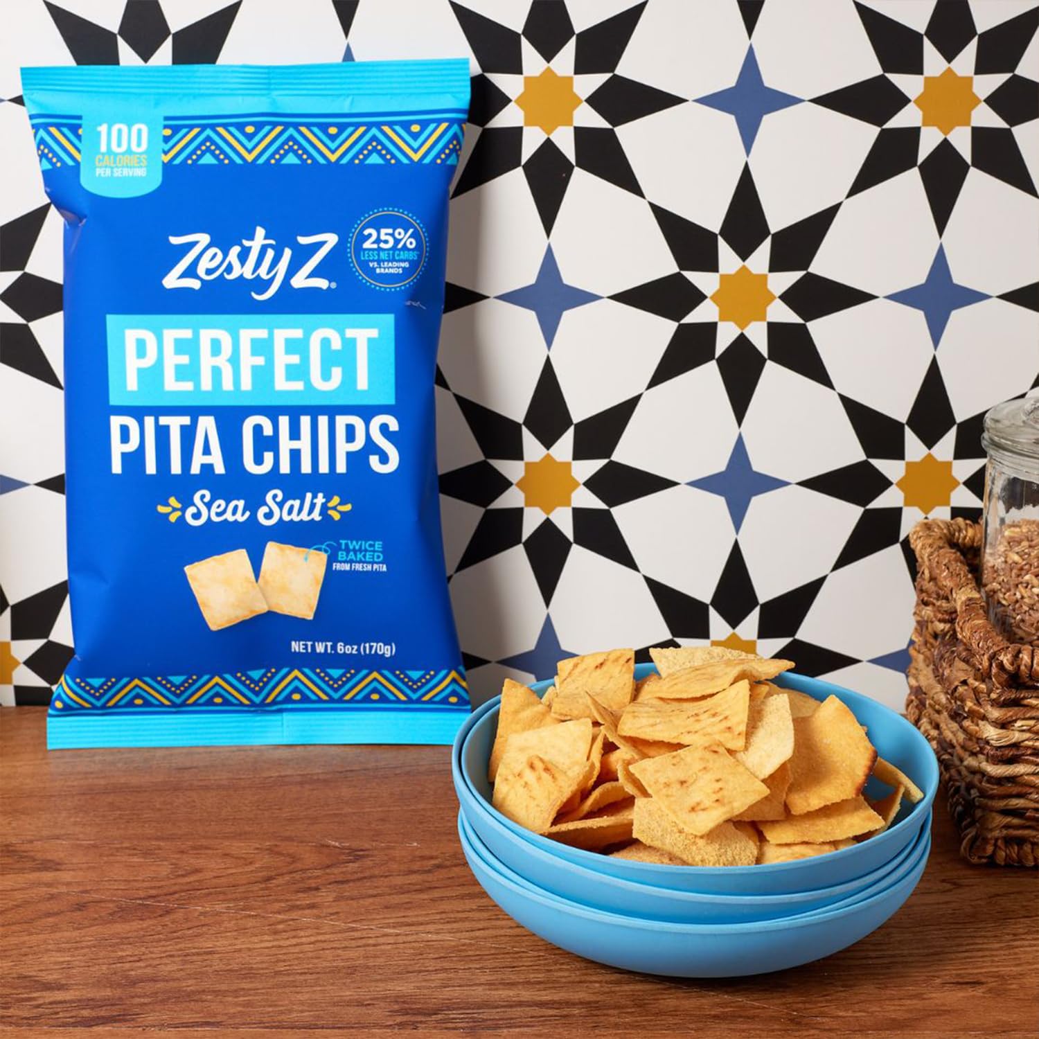 Zesty Z High Fiber Pita Chips Variety Pack - Low Carb Healthy Snacks (100 Calories per Serving) - Sea Salt & Parmesan Garlic Flavors - Perfect for Hummus, Guacamole & Dips - 6oz (Pack of 4) - Ideal for Keto Diet, Weight Loss & Office Snacking
