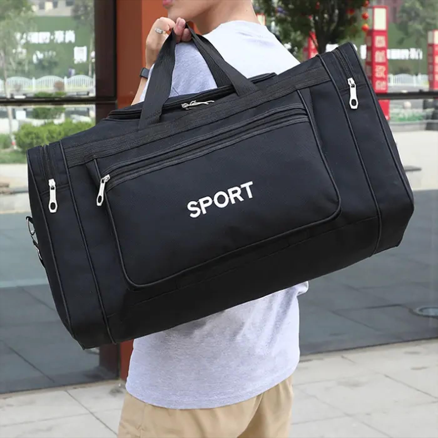 24 Inch Lightweight Duffle Bag for Men & Women - Water-Resistant Travel Gym Bag, Sports Equipment Storage - Perfect for Workouts, Weekend Trips & Sports Gear (Black)