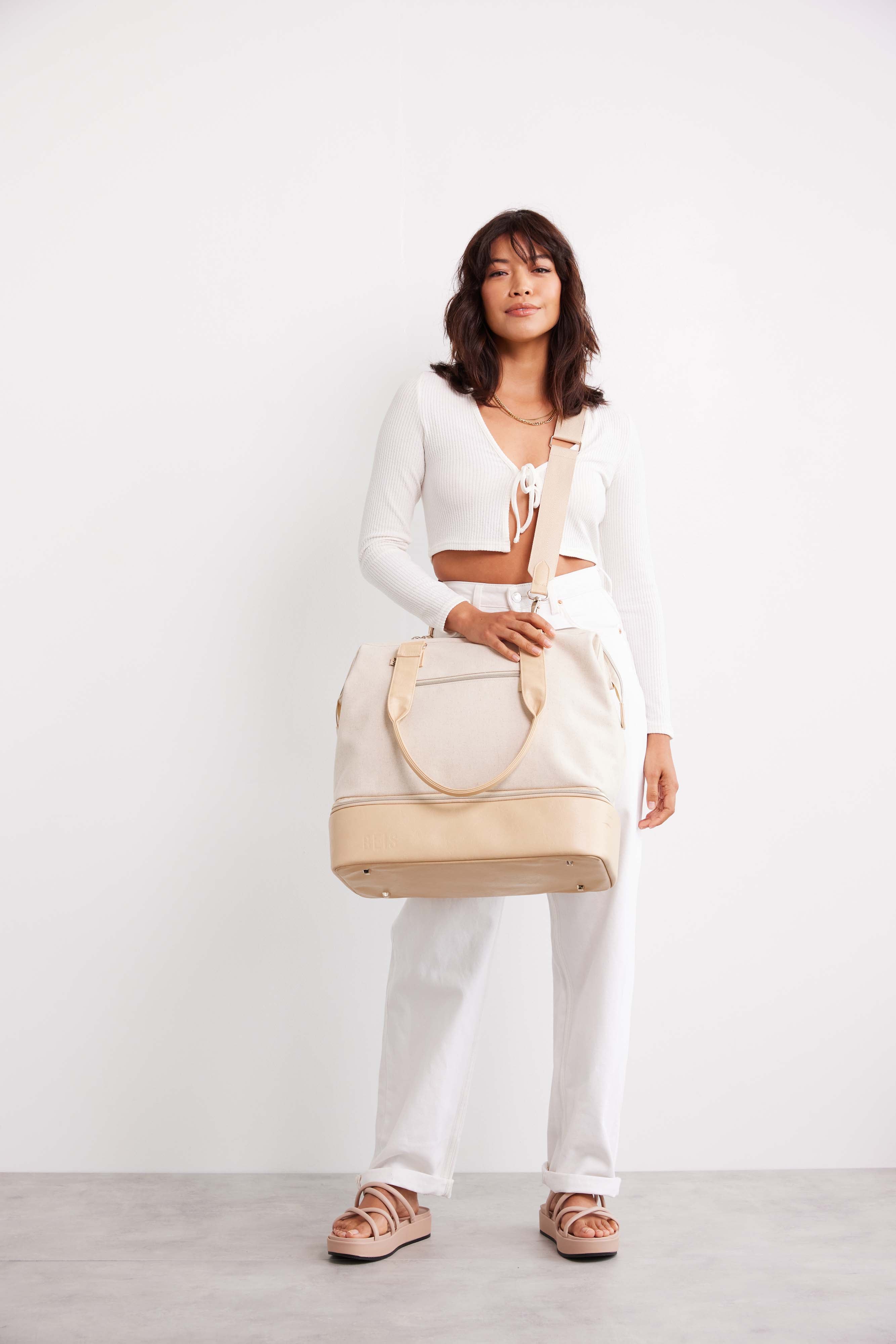 Mini Weekender Bag in Beige - Stylish & Compact Travel Duffel for Weekend Getaways, Gym, or Overnight Trips