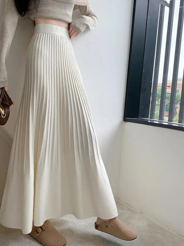 Women's Black High Waist Elastic Skirt - Korean Retro Style A-Line Pleated Long Skirt for Autumn Winter | Elegant Beige Color for Vacation, Party & Office Wear