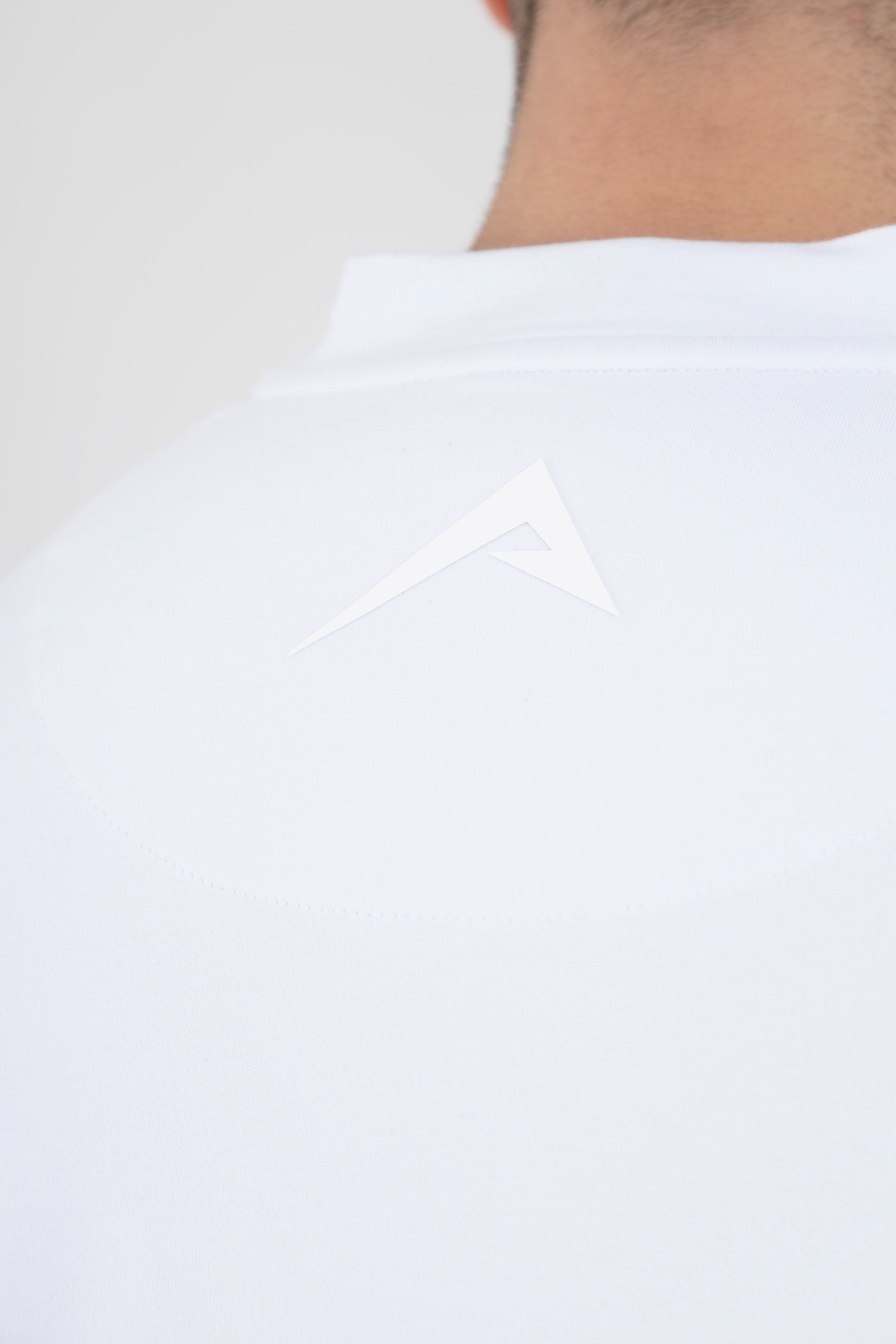 Men's White Pocket T-Shirt - Comfortable Casual Wear for Everyday Outfits & Travel