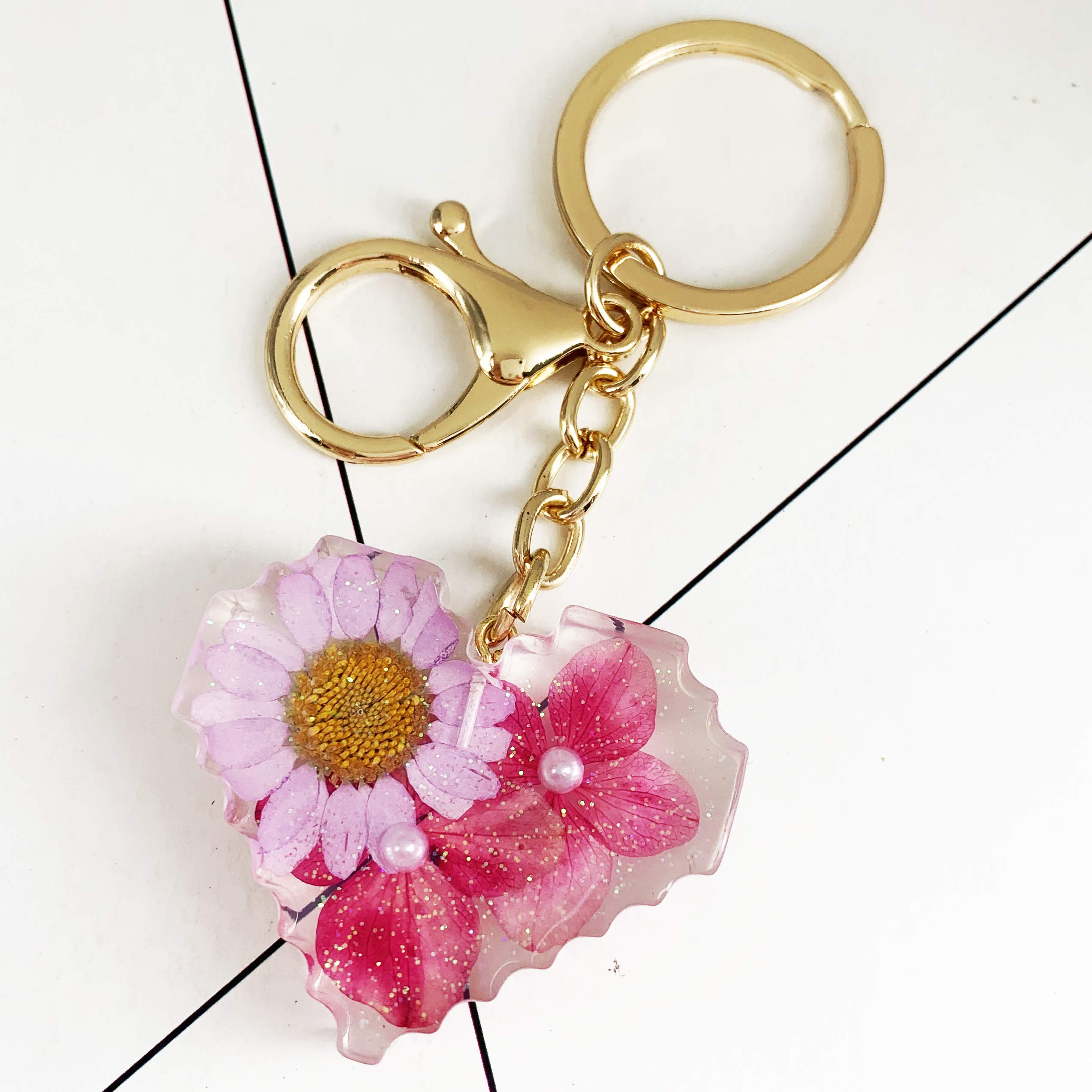 SELOVO Romantic Rose Flower Heart Charm Keychain for Women - Perfect Gift for Valentine's Day, Anniversary & Couples Accessories
