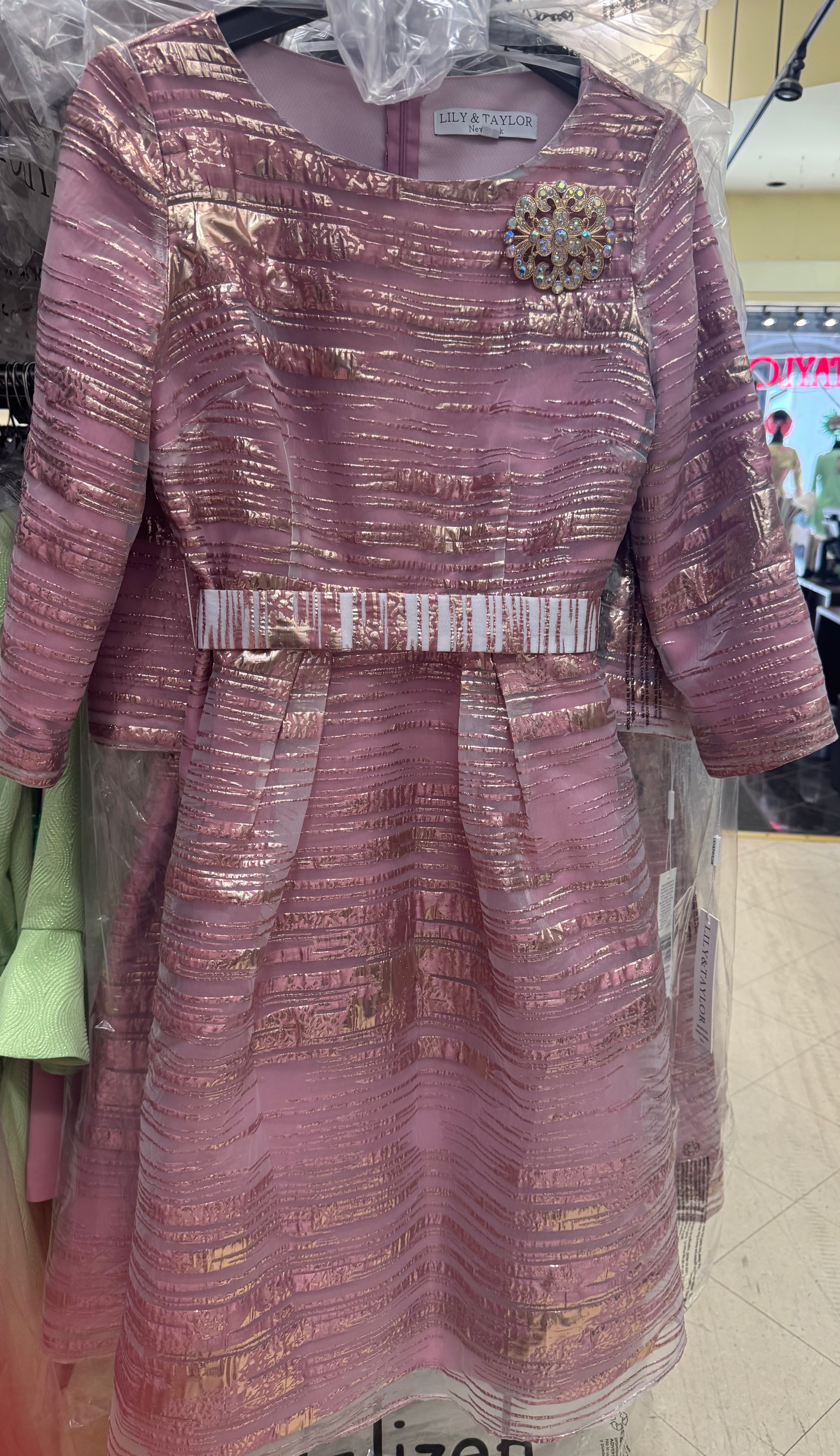 Mauve/Gold
