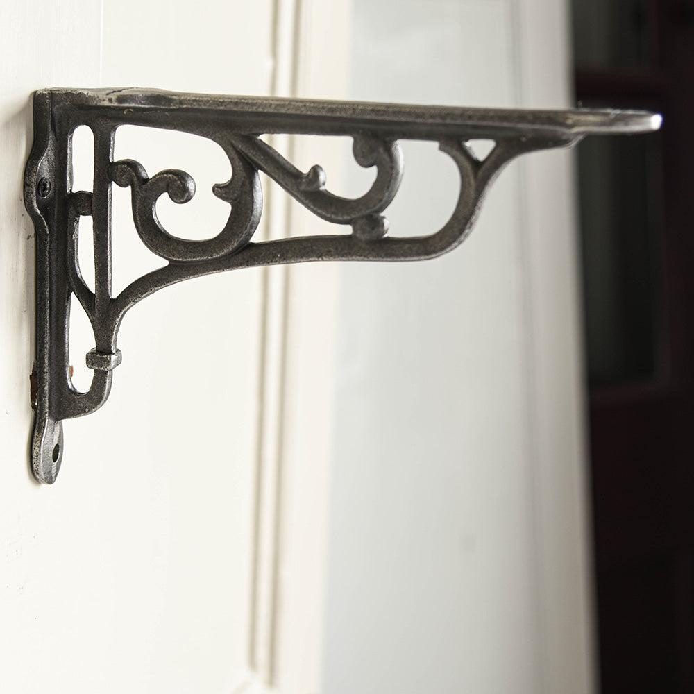 Vintage Iron Shelf Bracket - Antique Style Decorative Wall Shelf Support for Rustic Home Decor, Farmhouse, Living Room & Kitchen Storage