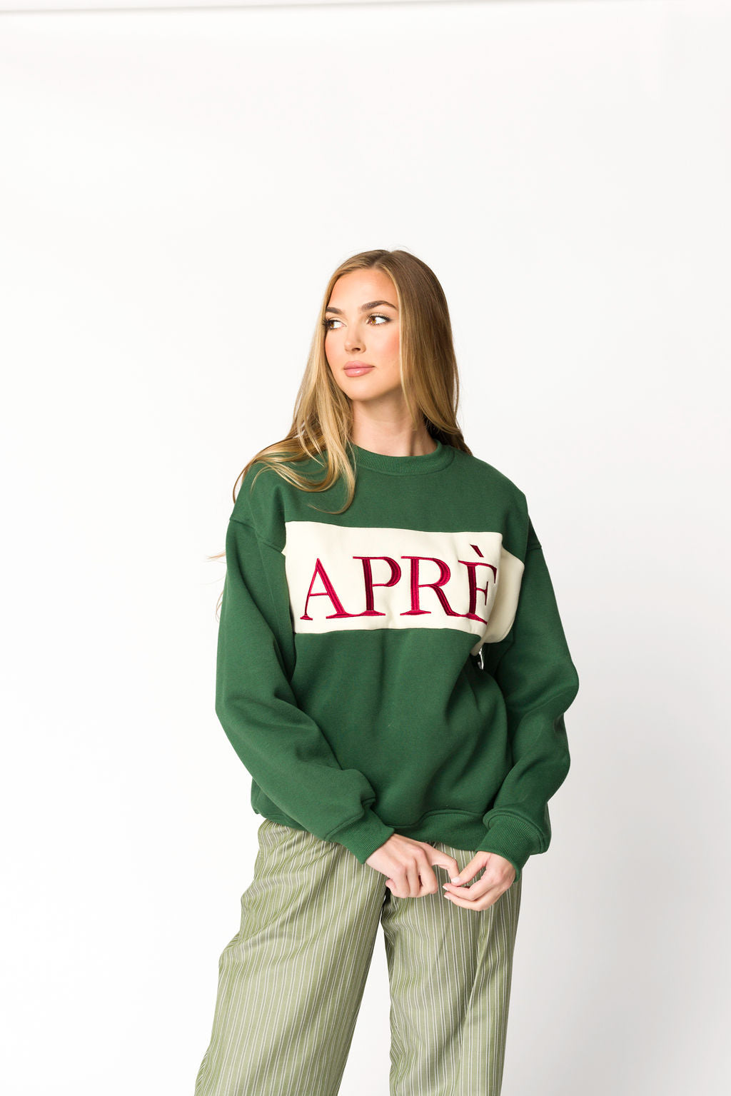 Pine Green Colorblocked Crewneck Sweatshirt for Women | Trendy Casual Pullover | Perfect for Fall Outfits & Layering