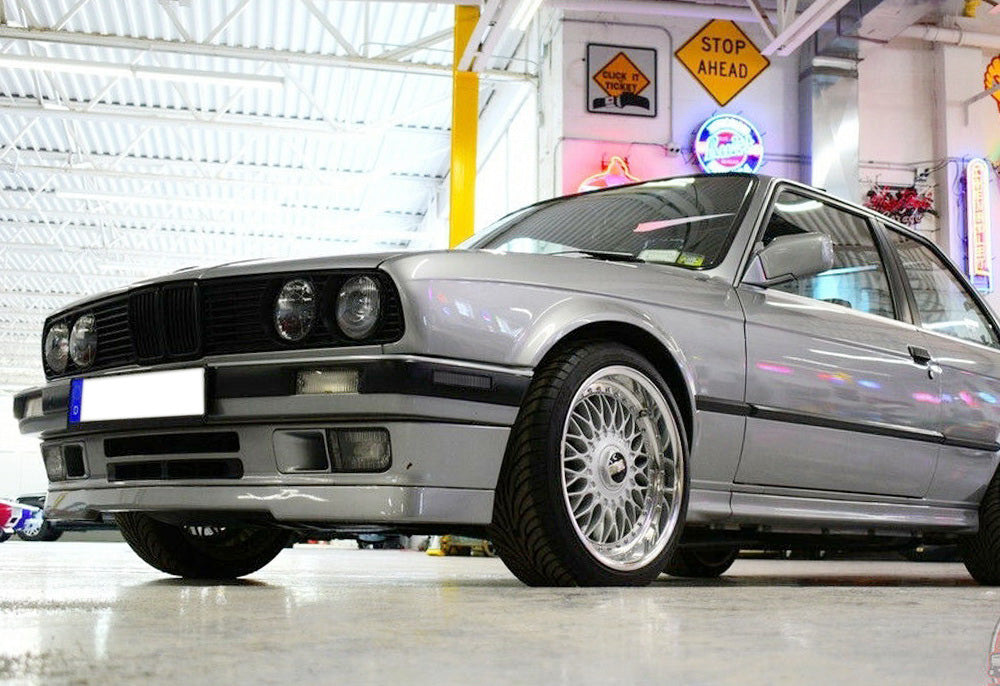 Euro M Tech Style Bumper Side Marker Lamp Housings for BMW E30 3 Series & E34 5 Series - Replacement LED Lights for Enhanced Visibility & Style - Perfect for Night Driving & Car Customization