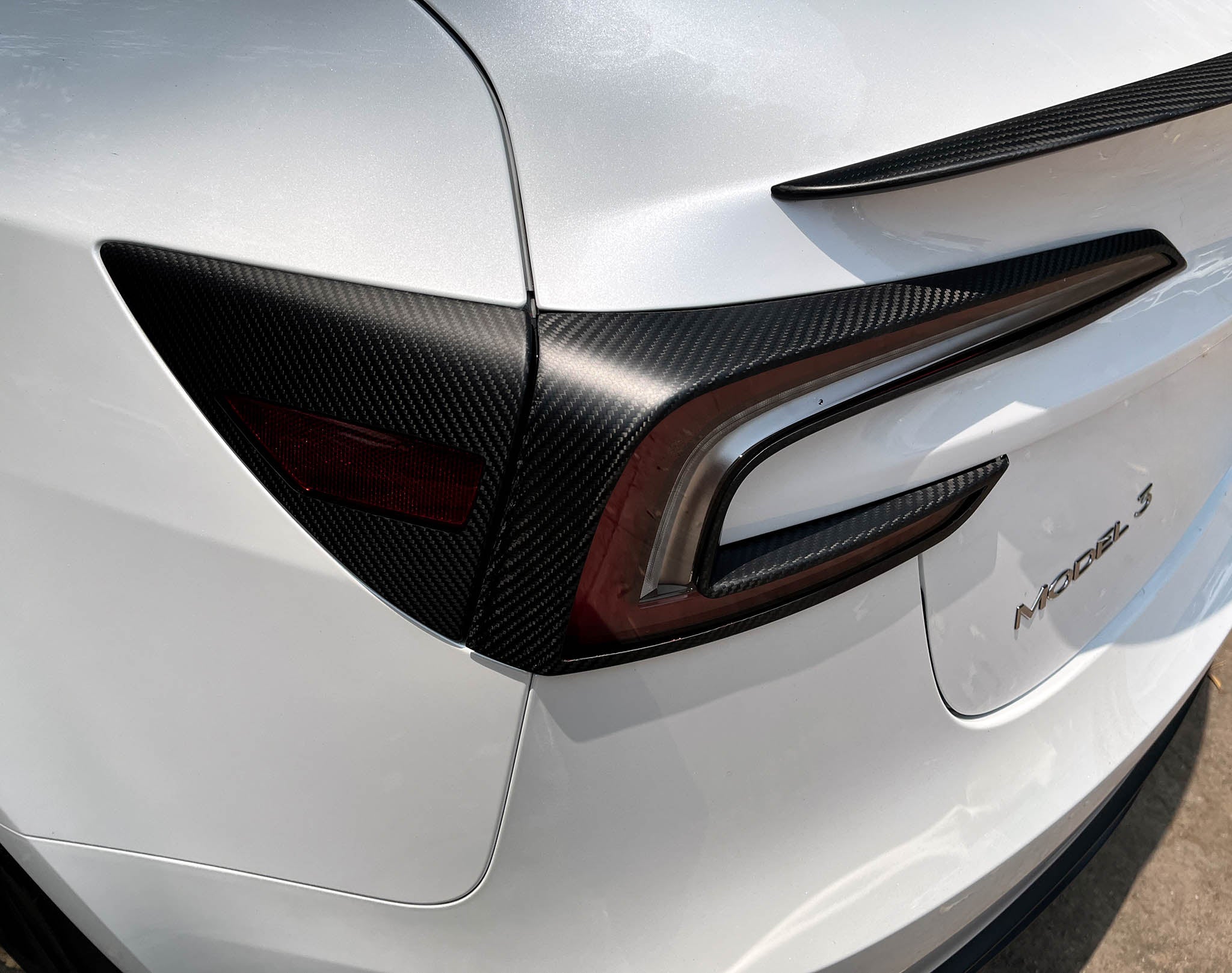 Tesla 2024+ Model 3 Highland Carbon Fiber Tail Light Accents - Sporty Rear Styling Upgrade for Enhanced Aesthetics & Performance | Perfect for Car Enthusiasts & Customization Lovers