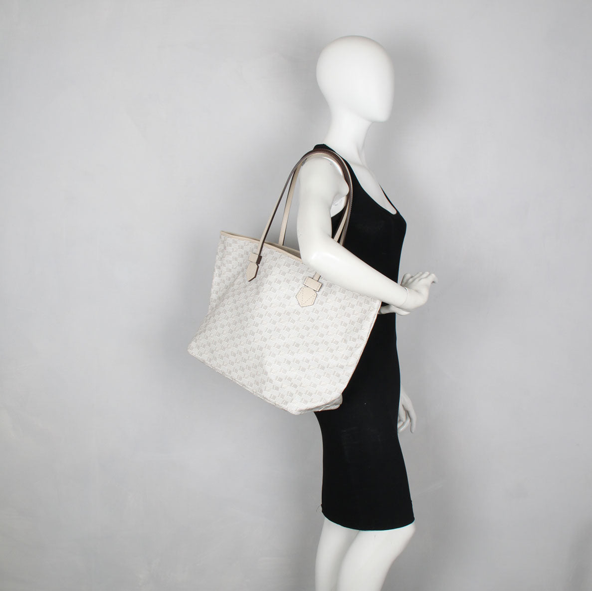 Saint Tropez Zip Tote GM Handbag in Champagne - Luxury Designer Tote Bag for Women, Perfect for Work, Travel & Everyday Use