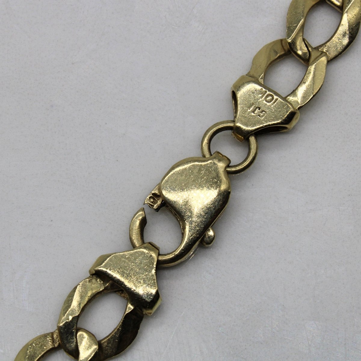 10K Yellow Gold Cuban Link Chain 28