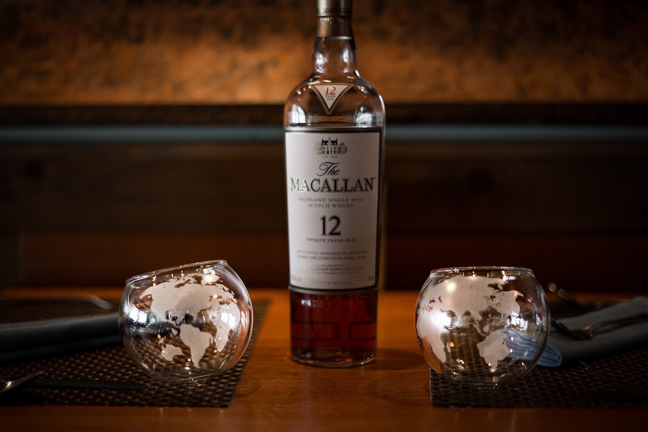 Etched Globe Whiskey Glasses Set of 8 - 10oz Rocks Glasses for Bourbon, Scotch, Rum & Tequila - Unique Old Fashioned Cocktail Glasses - Perfect Whiskey Gift Set & Bar Decor for Home, Parties & Gifts