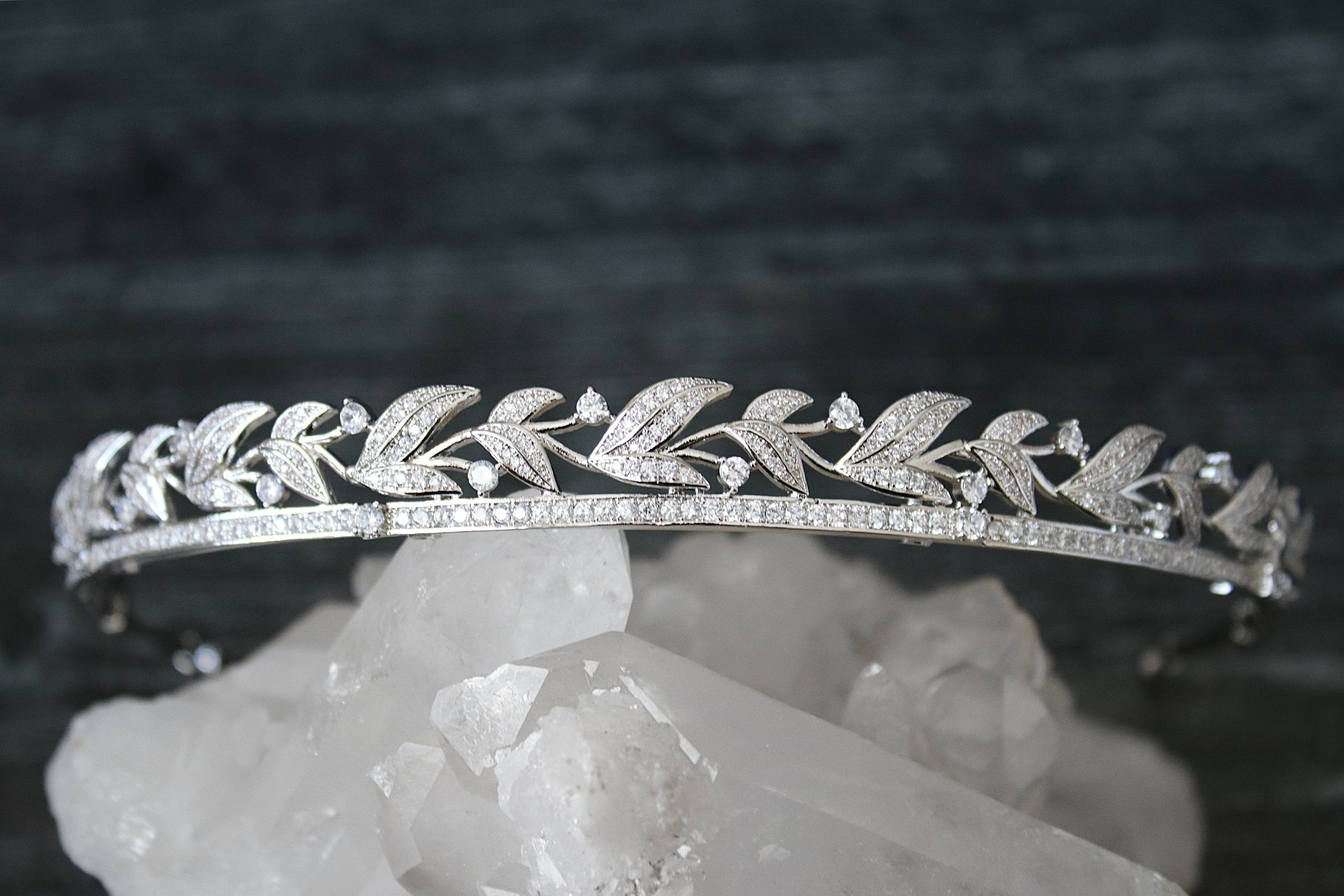 LADY VIOLET Simulated Diamond Wedding Tiara Crown - Elegant Bridal Hair Accessory for Bride, Prom, Quinceañera, Pageant & Special Occasions