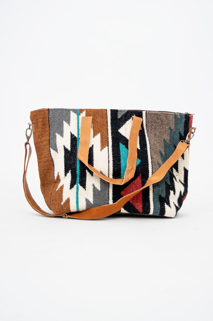 Stylish Women's Leather Handbag B318 - Fashionable Crossbody Purse for Everyday Use, Work & Travel