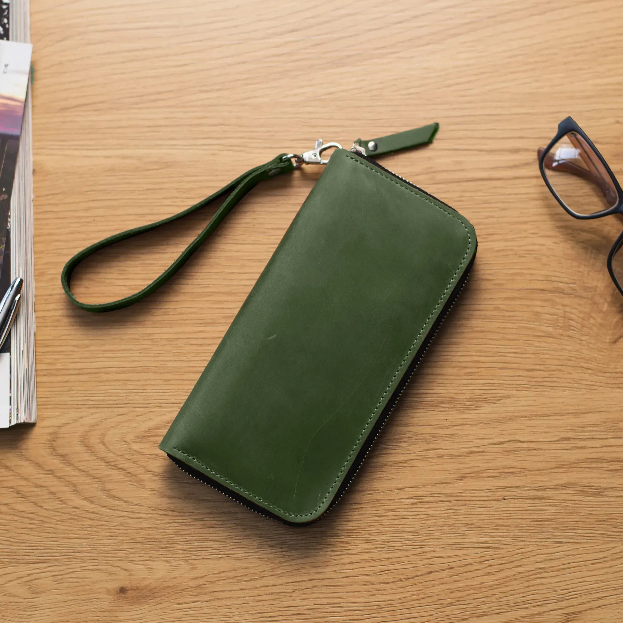 Lagom Long Zippered Wallet for Men & Women - Slim RFID Blocking Leather Bifold Wallet with Multiple Card Slots - Perfect for Travel, Business & Everyday Use
