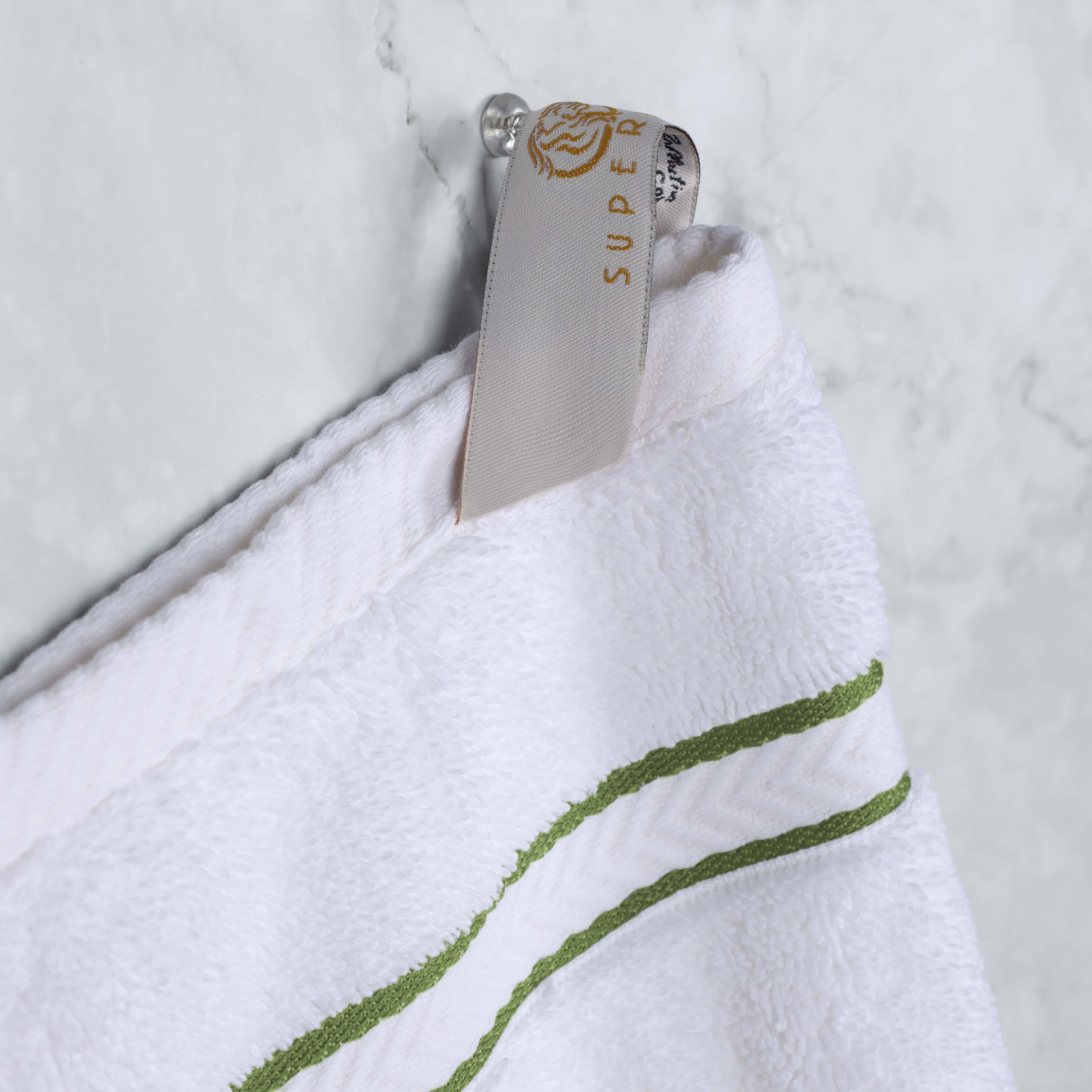 Premium Turkish Cotton Bath Towel Set - Ultra Plush, Highly Absorbent 4-Piece Set for Spa, Bath & Luxury Home Decor
