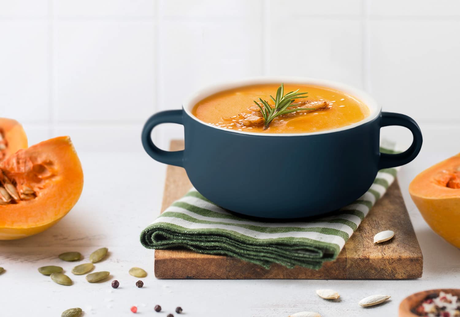 Kook Soup Crocks Set of 4 - 18oz Ceramic Bowls with Handles, Oven, Broiler, Microwave & Dishwasher Safe - Perfect for Casseroles, Pasta, Cereal - Ideal for Family Dinners, Meal Prep & Entertaining (Navy Blue)