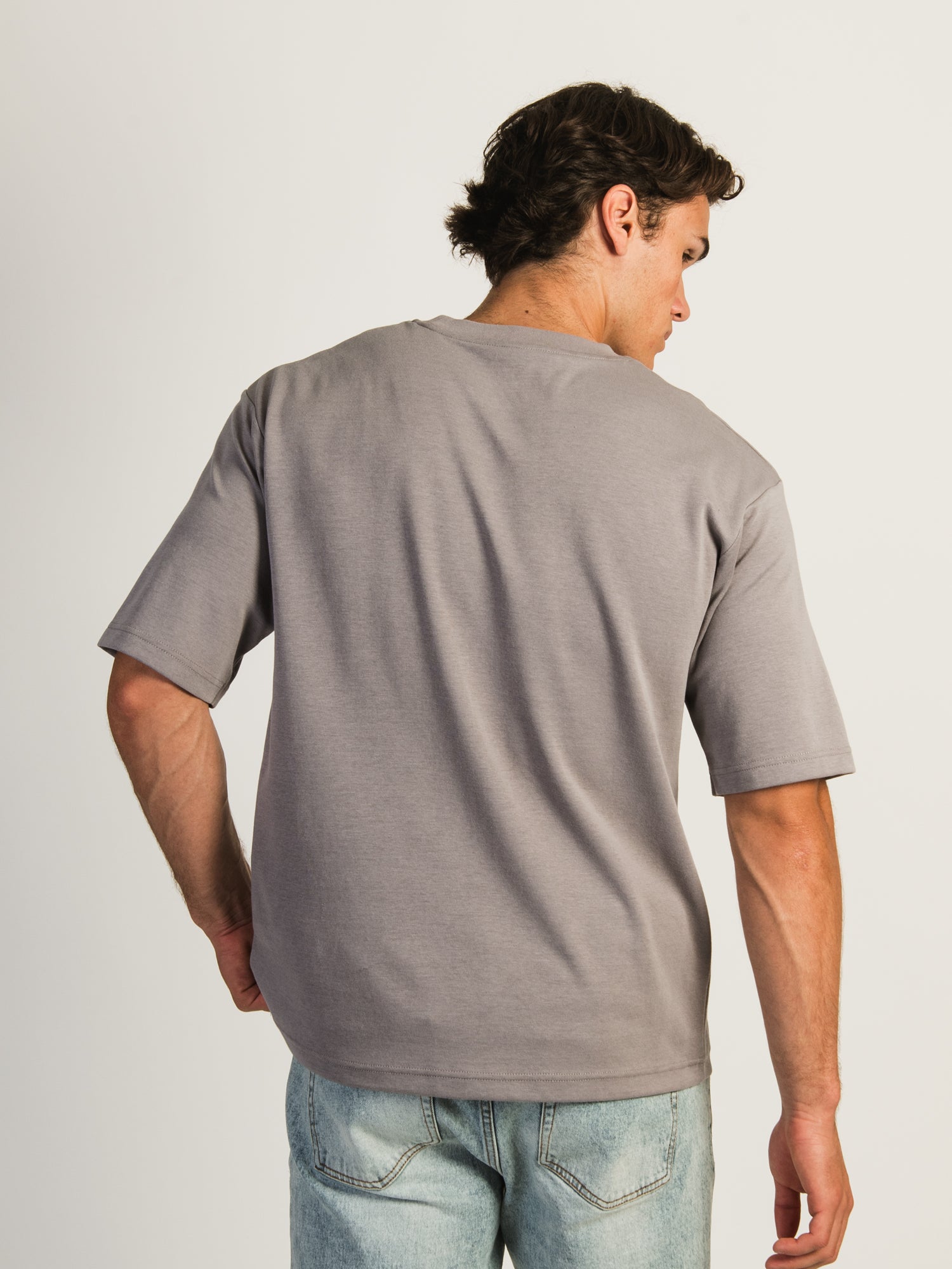 BOXY FIT TEE in Mauve - Loose Casual Women's T-Shirt for Everyday Wear & Street Style Outfits