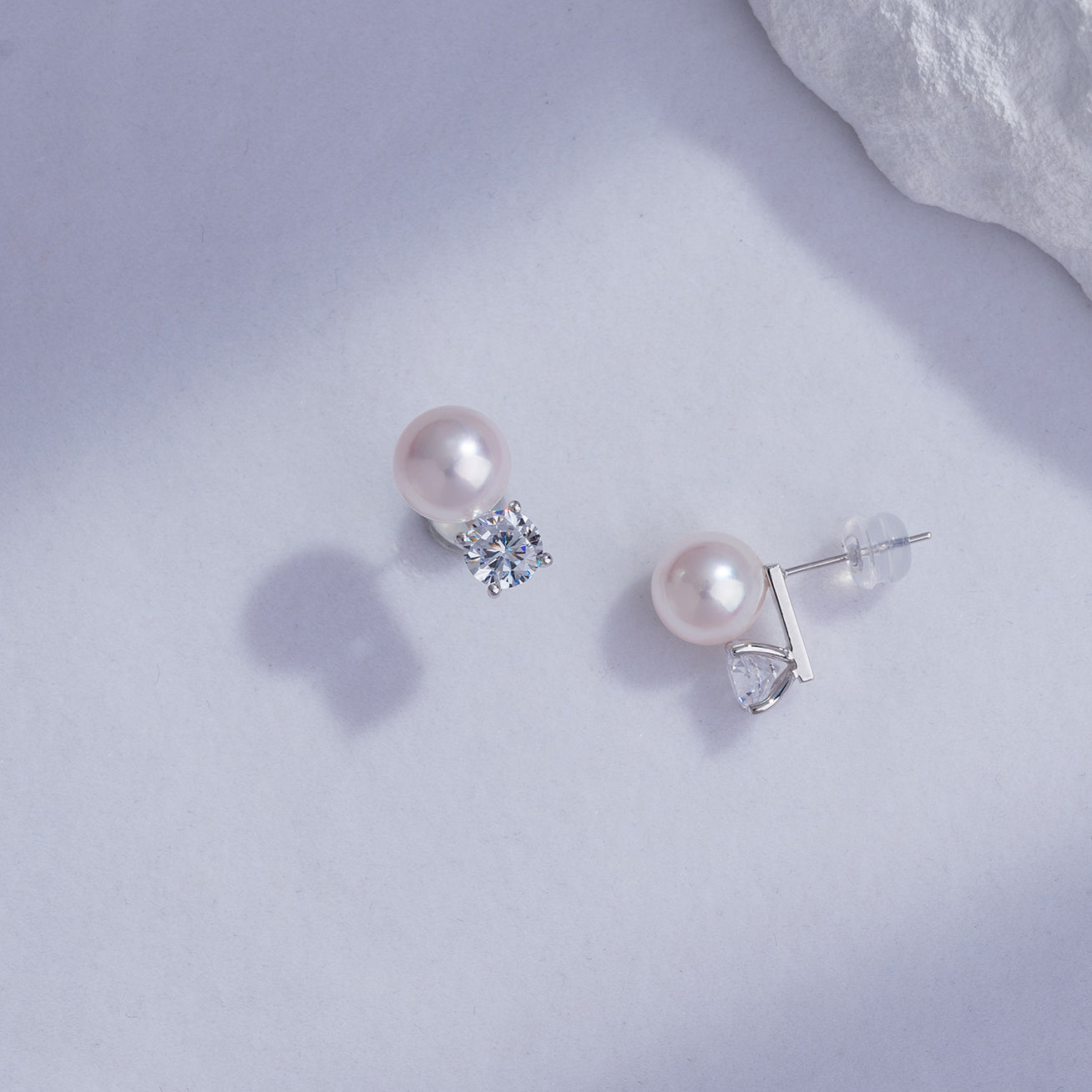 18K Gold Akoya Hanadama Pearl Earrings - AAA Quality Japanese Cultured Pearls - Elegant Stud Earrings for Women - Perfect for Weddings, Parties & Special Occasions