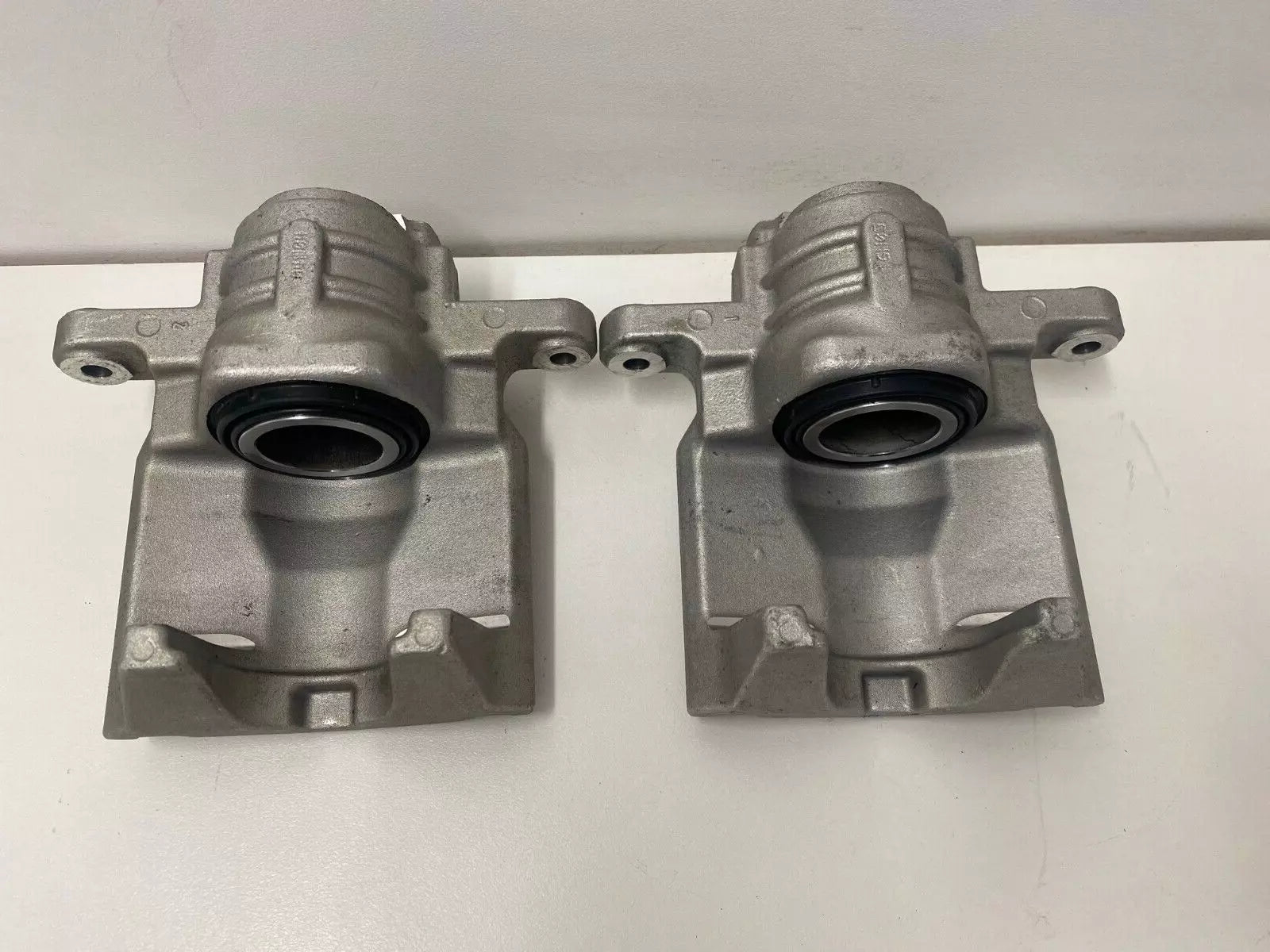 Genuine Holden Rear Brake Caliper Set for Commodore Statesman VE VF WM WN V8 & V6 - Perfect for Performance Upgrades & Smooth Braking