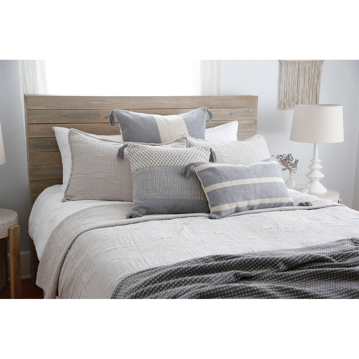 Luxury Harbour Matelasse Quilted Bedspread - Soft & Elegant Coverlet for Bedroom Decor - Perfect for Master Bedroom, Guest Room, or Hotel Use