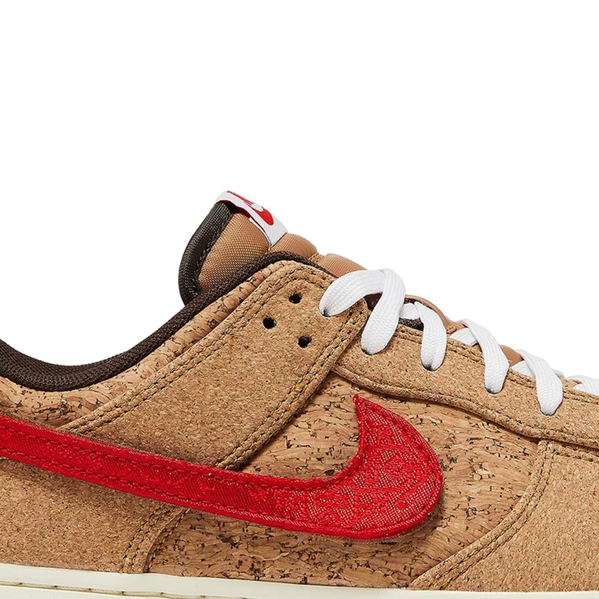 Nike Dunk Low SP 'CLOT Cork' Sneakers (2023) - Limited Edition Streetwear Shoes for Casual Wear & Sneaker Collectors