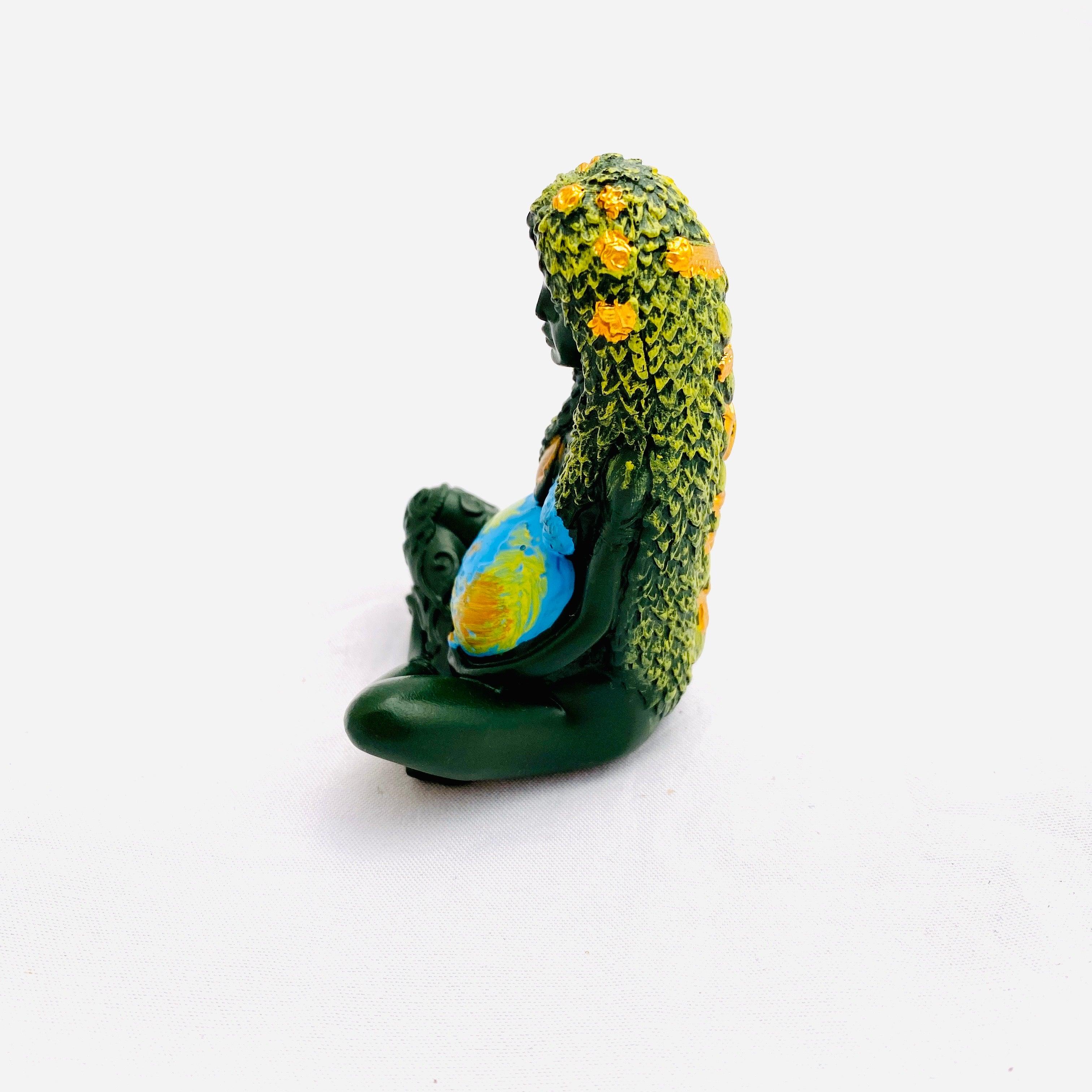 Premium Small Resin Gaia GAIA 08 Statue - Handcrafted Collectible Figurine for Home Decor, Meditation Spaces & Gift Giving
