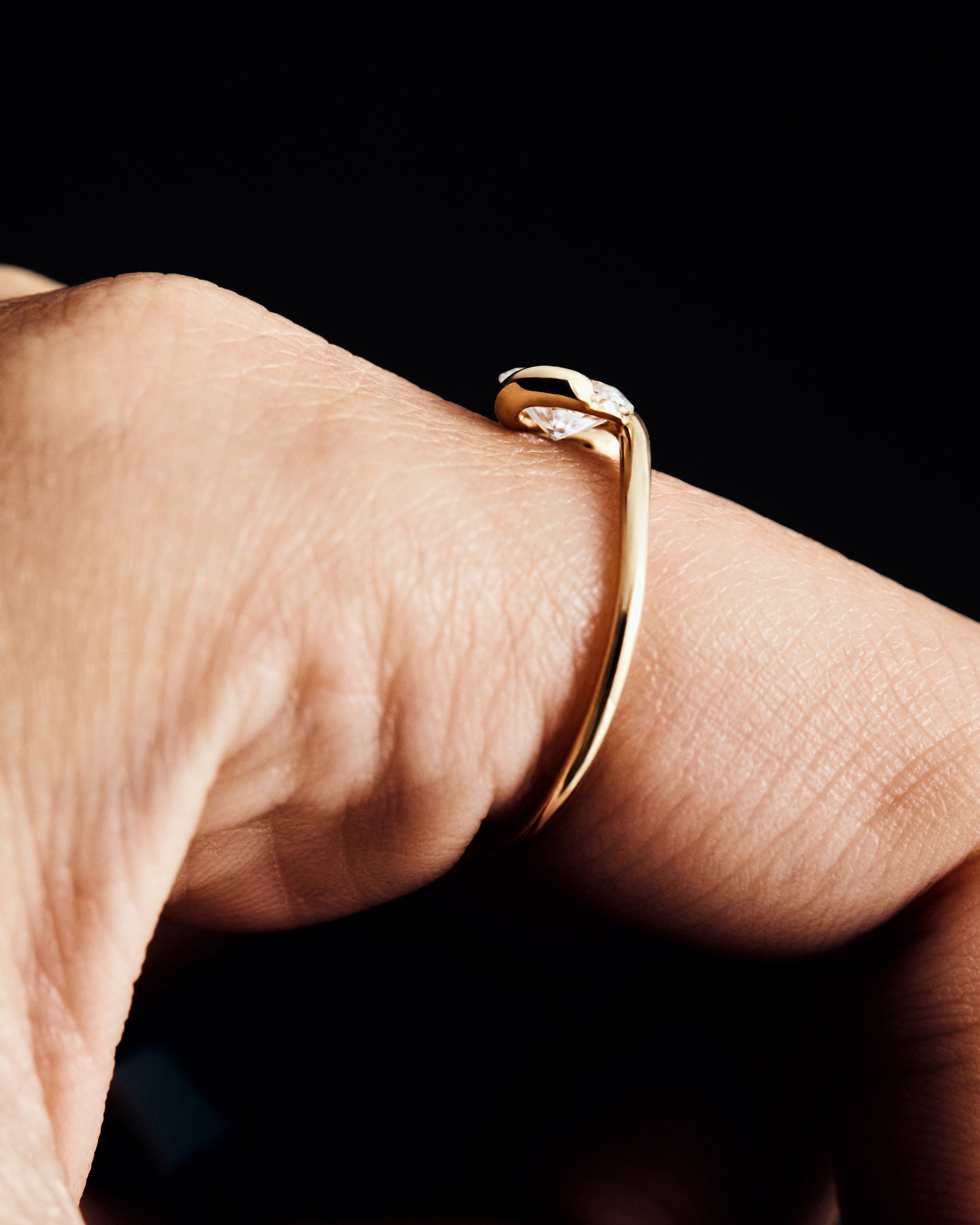 14K Gold Diamond Leaf Ring for Women - Elegant Dainty Jewelry Gift for Her - Perfect for Weddings, Anniversaries & Special Occasions