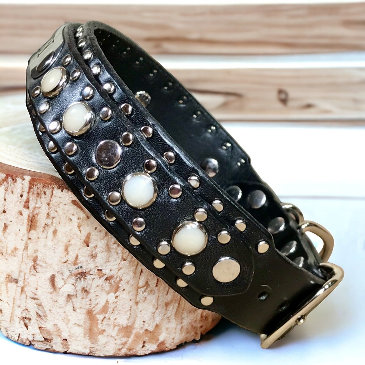 Premium Genuine Leather Dog Collar - Adjustable & Durable Pet Collar for Small Medium Large Dogs - Perfect for Daily Walks, Training & Outdoor Adventures