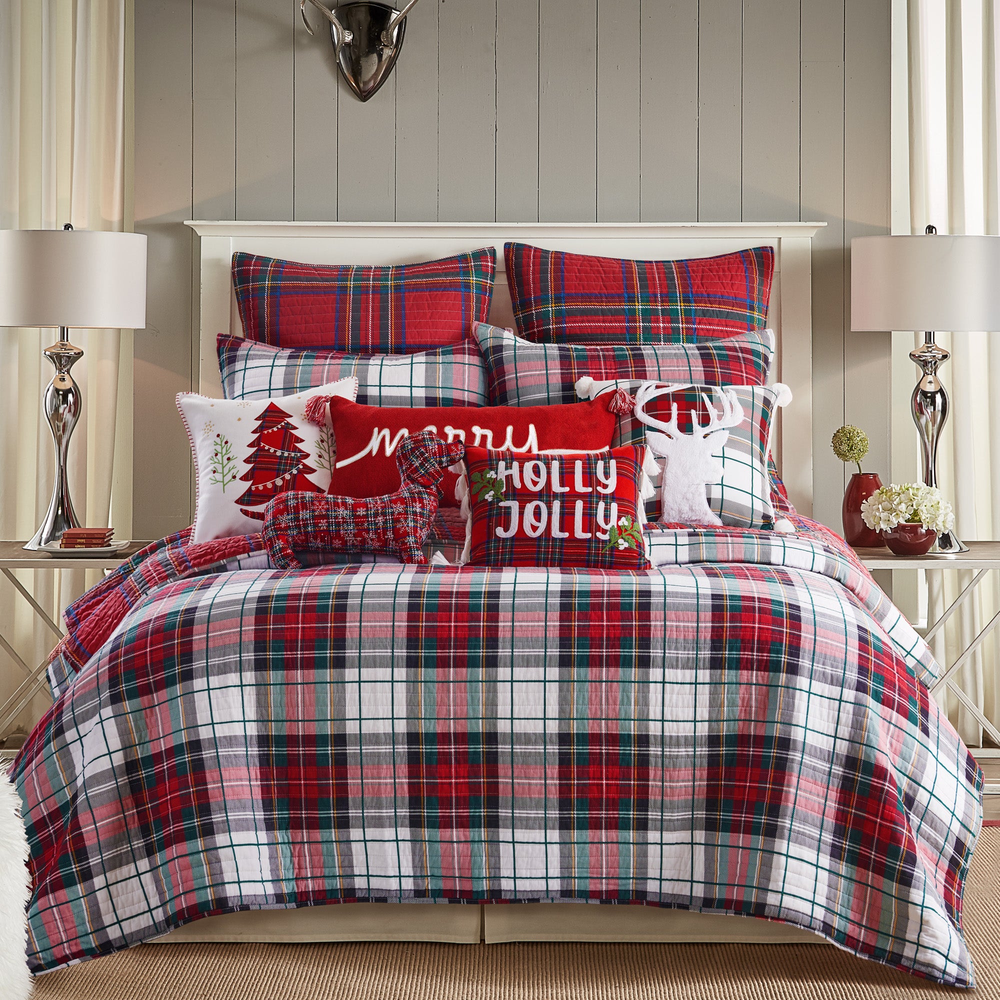 Spencer Plaid Quilt - Soft & Cozy Tartan Pattern Bedspread for Winter Warmth | Perfect for Bedroom Decor, Guest Room, and Cozy Cabin Retreats