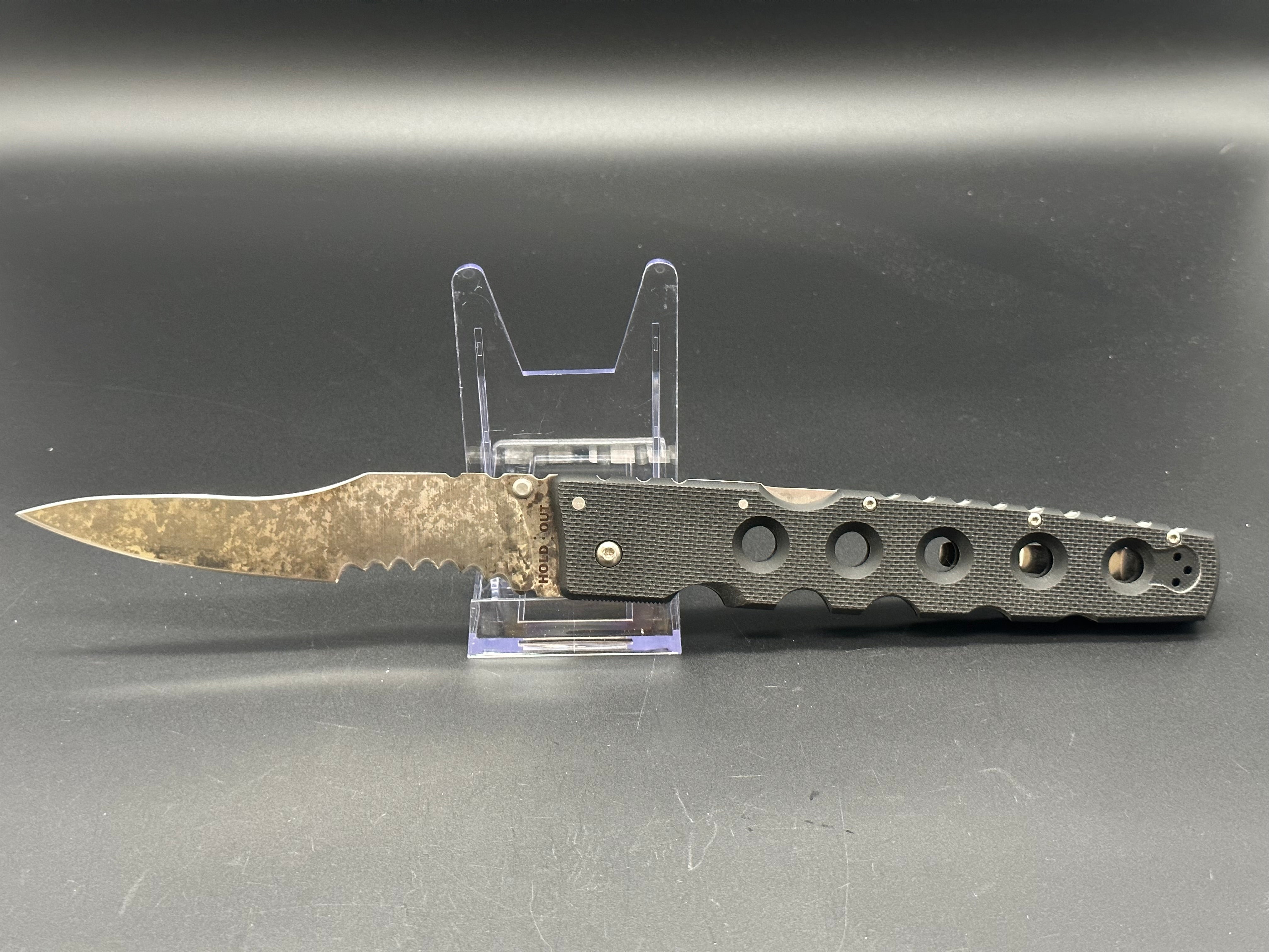Cold Steel Holdout 6
