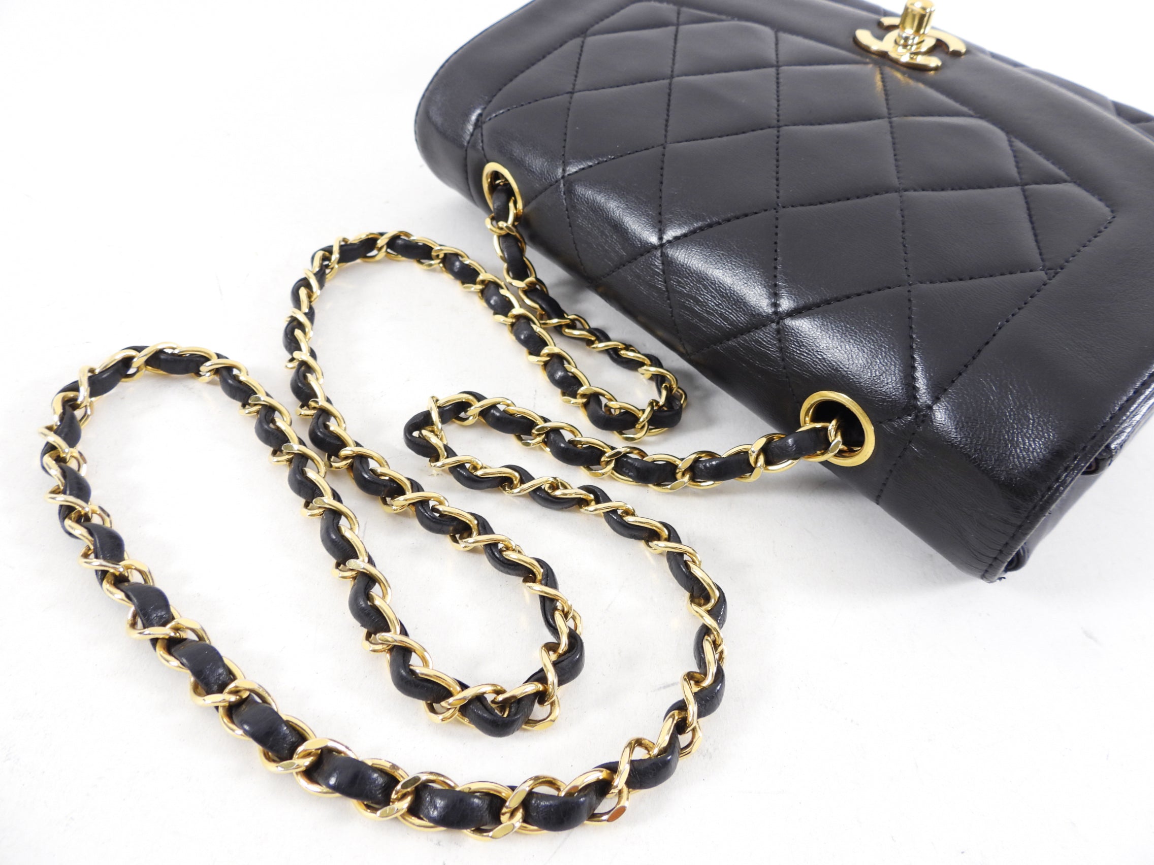 Vintage Chanel 1991 Small Black Leather Quilted Diana Flap Bag - Luxury Designer Handbag for Women, Perfect for Evening Parties & Special Occasions