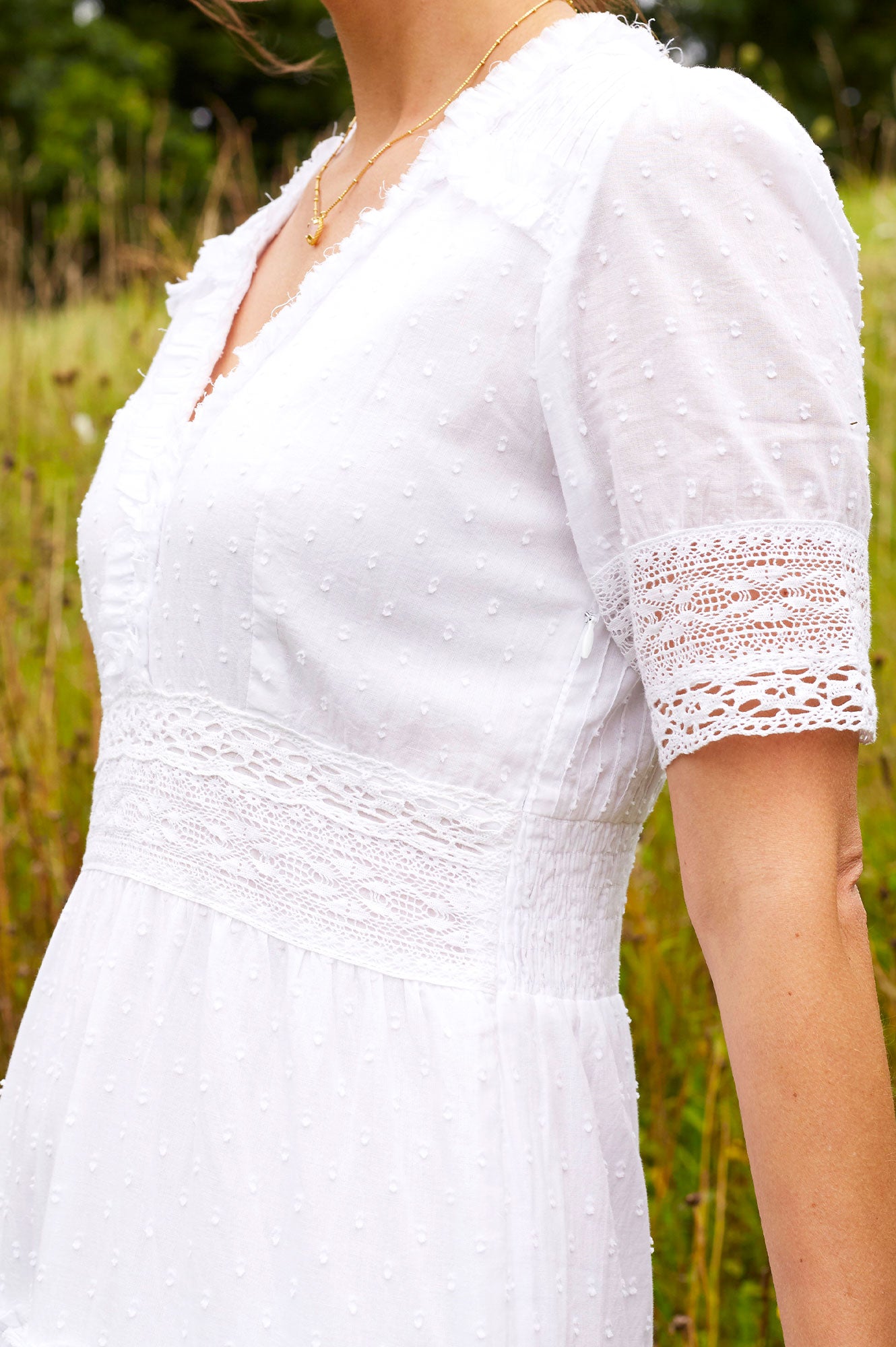 Elegant White Viola Dress for Women - Perfect for Weddings, Parties & Special Occasions