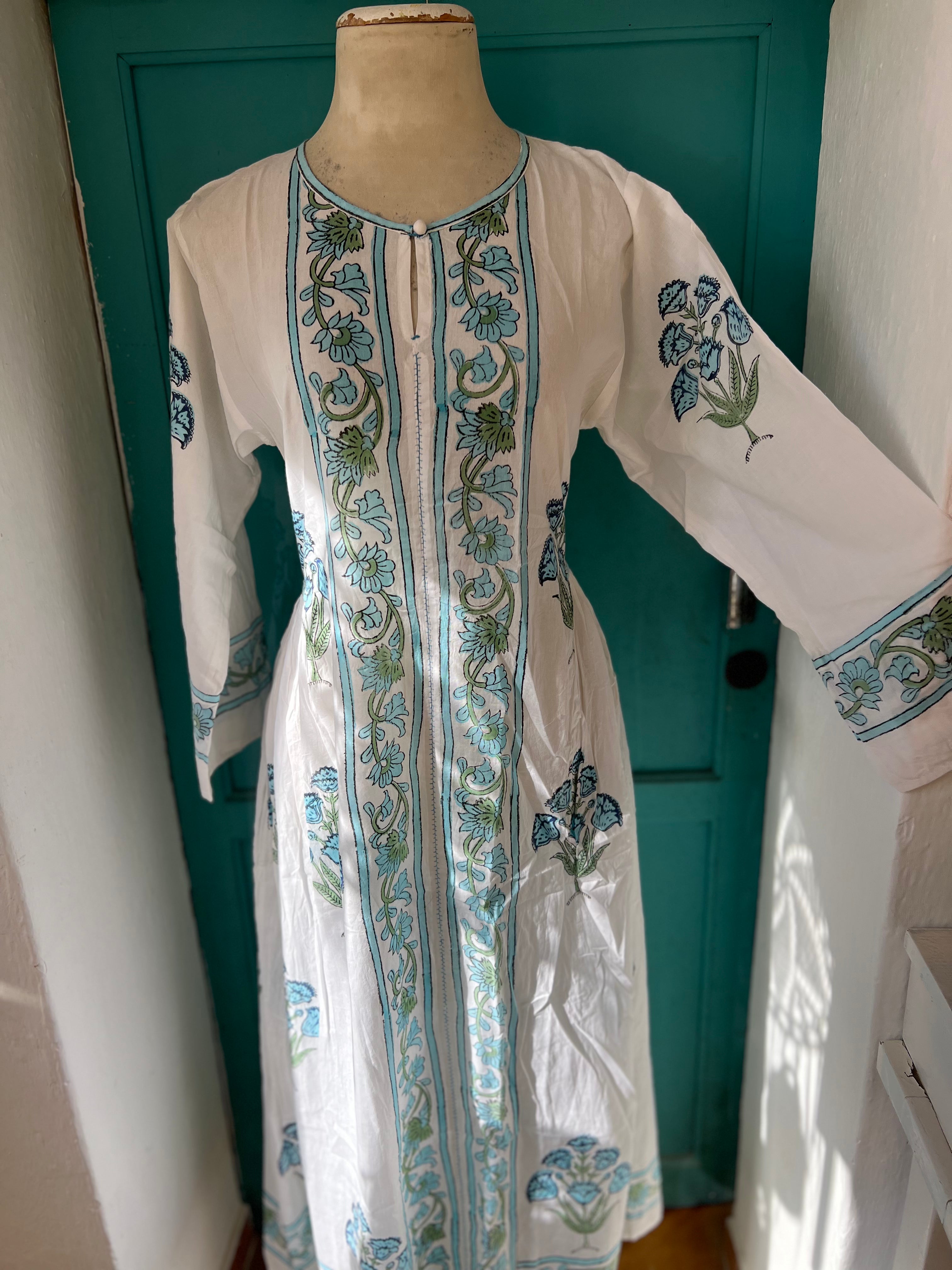 Exquisite Mughal Style Turquoise Block Print Dress – Elegant Ethnic Wear for Festivals, Weddings & Cultural Events